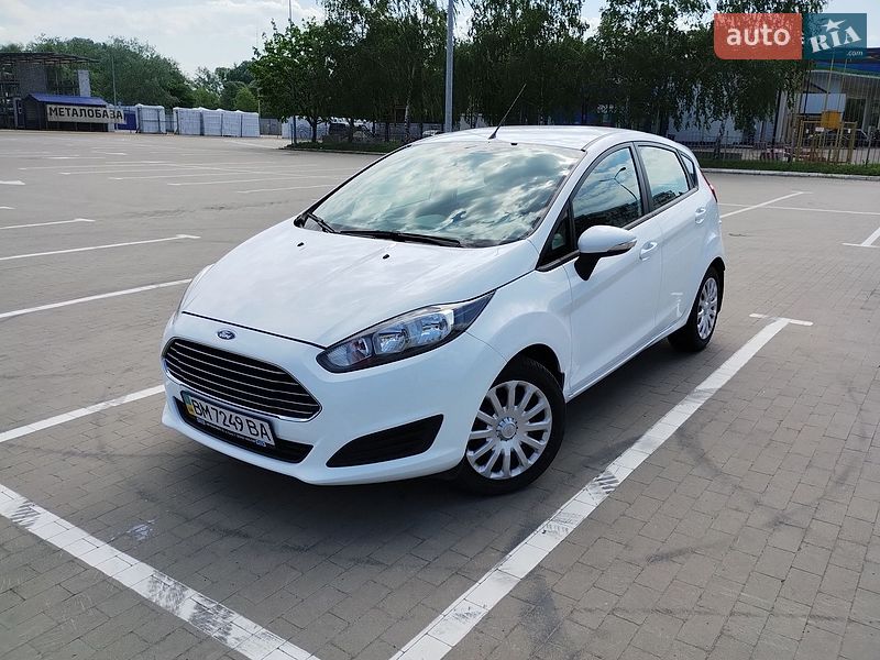 Хетчбек Ford Fiesta 2013 в Сумах
