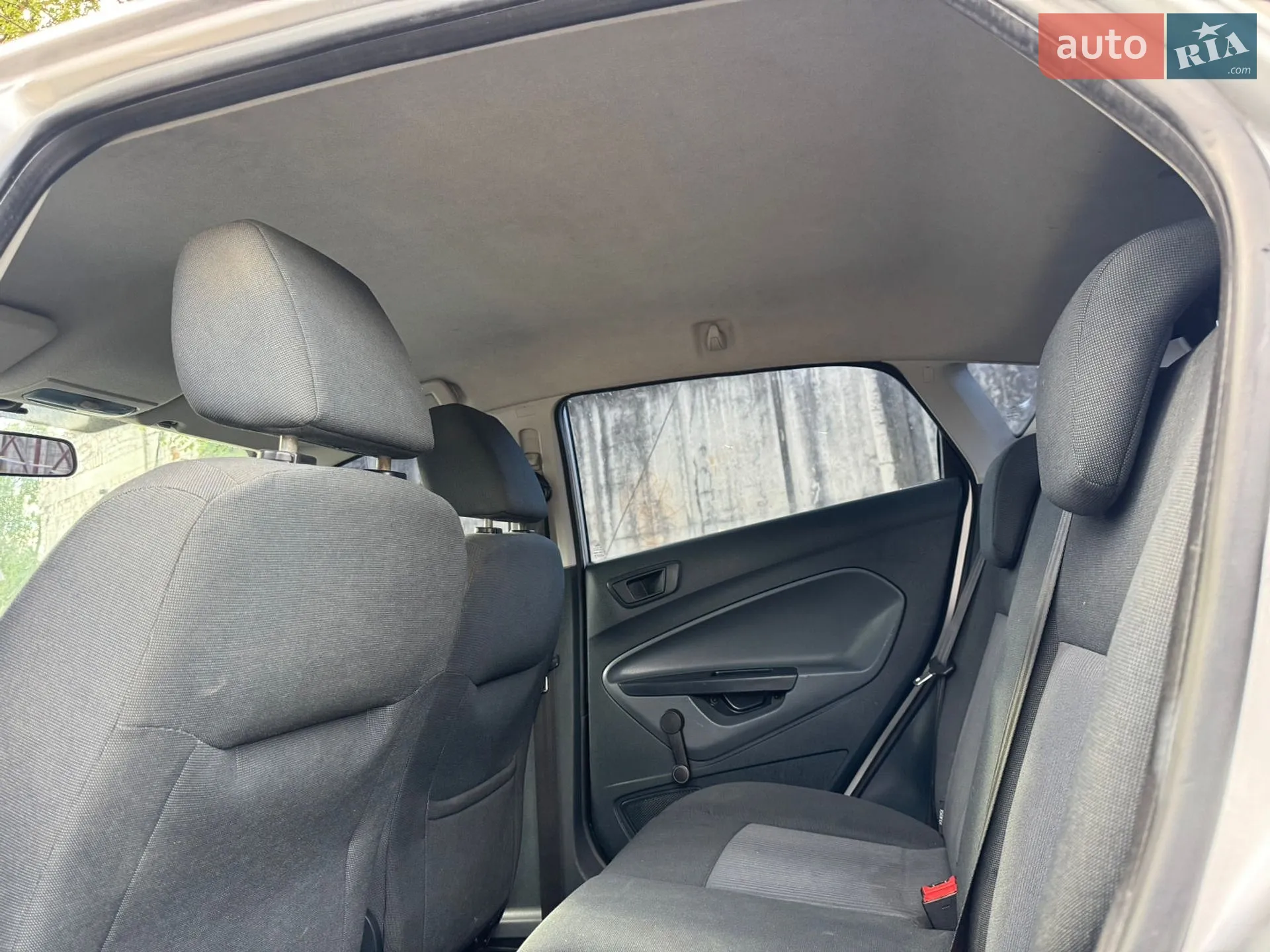 2011 Ford Fiesta - мініатюра 29