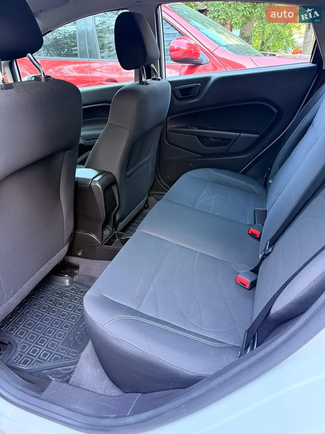 2019 Ford Fiesta - мініатюра 10