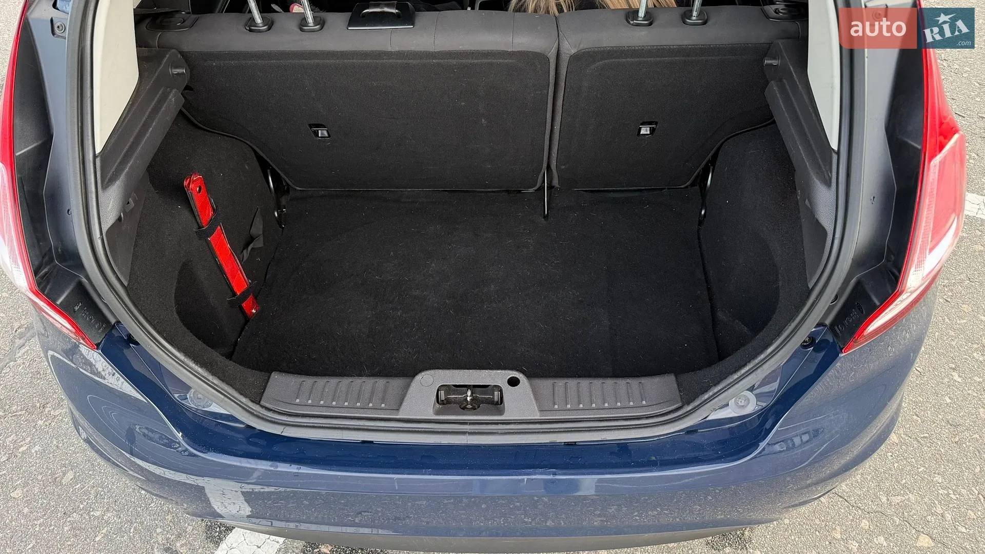2013 Ford Fiesta - мініатюра 9