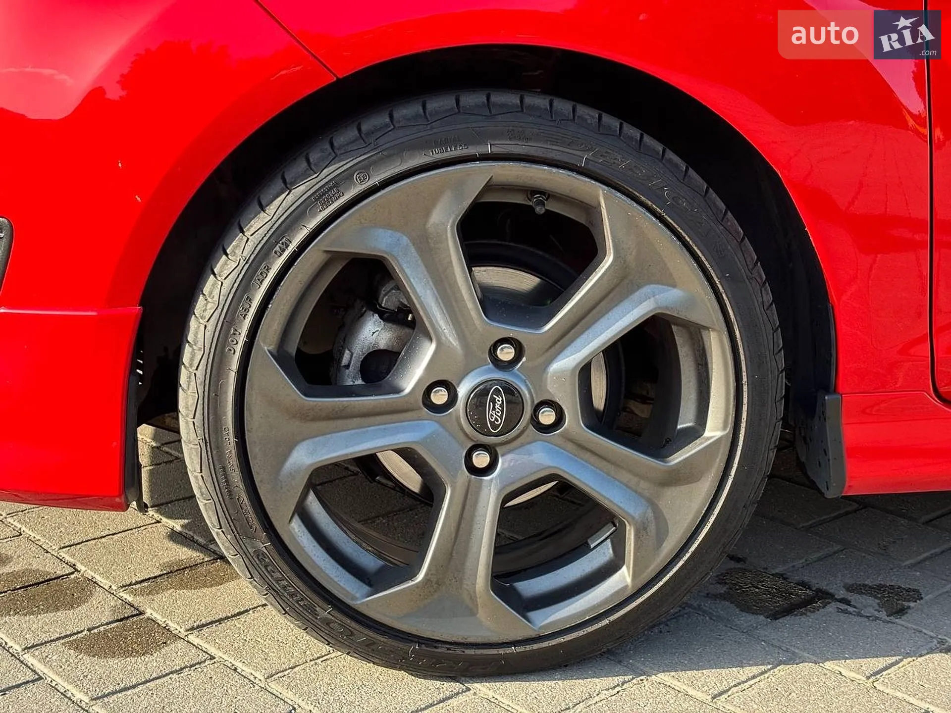 2015 Ford Fiesta - мініатюра 9