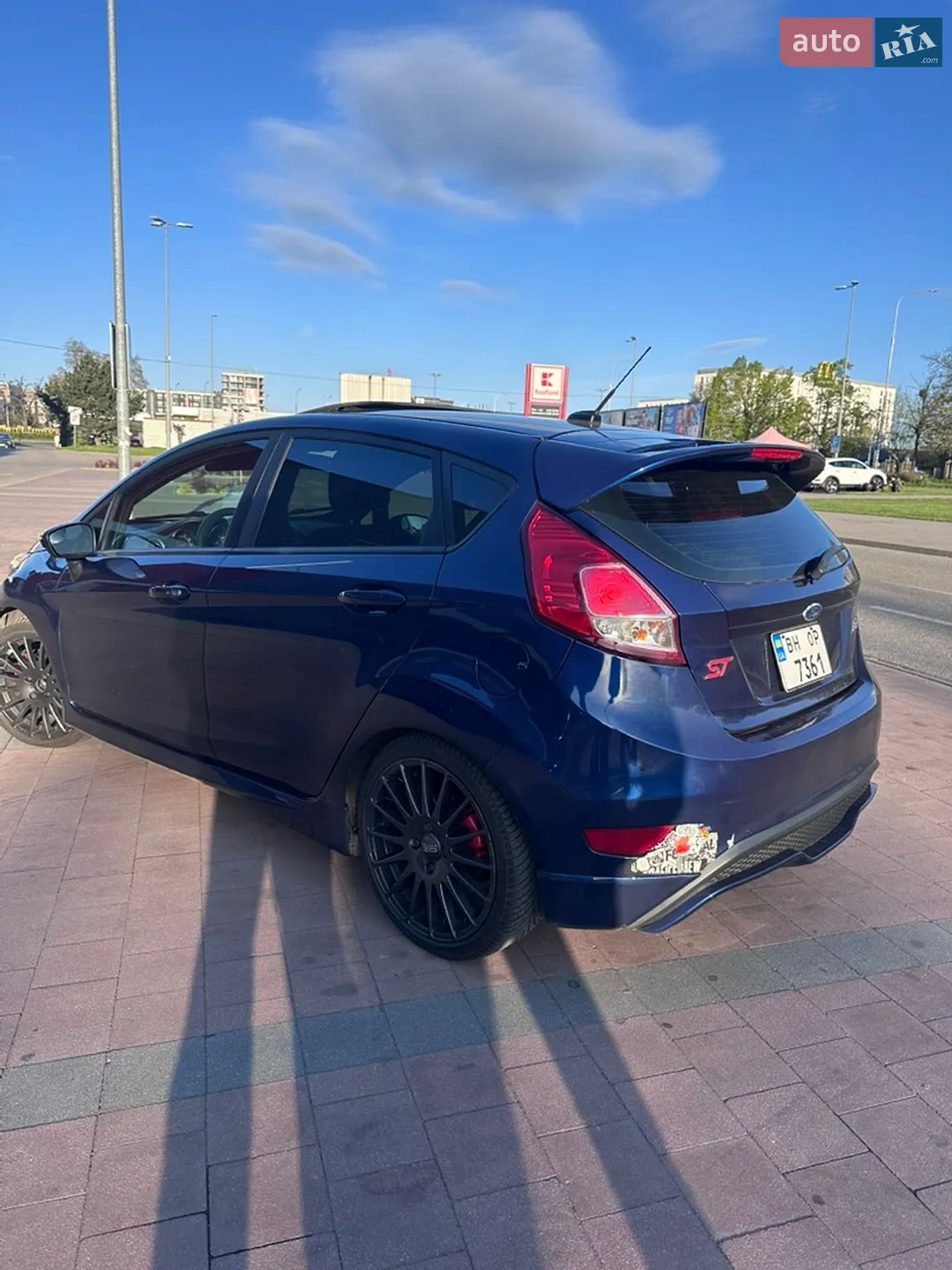 2015 Ford Fiesta - мініатюра 2