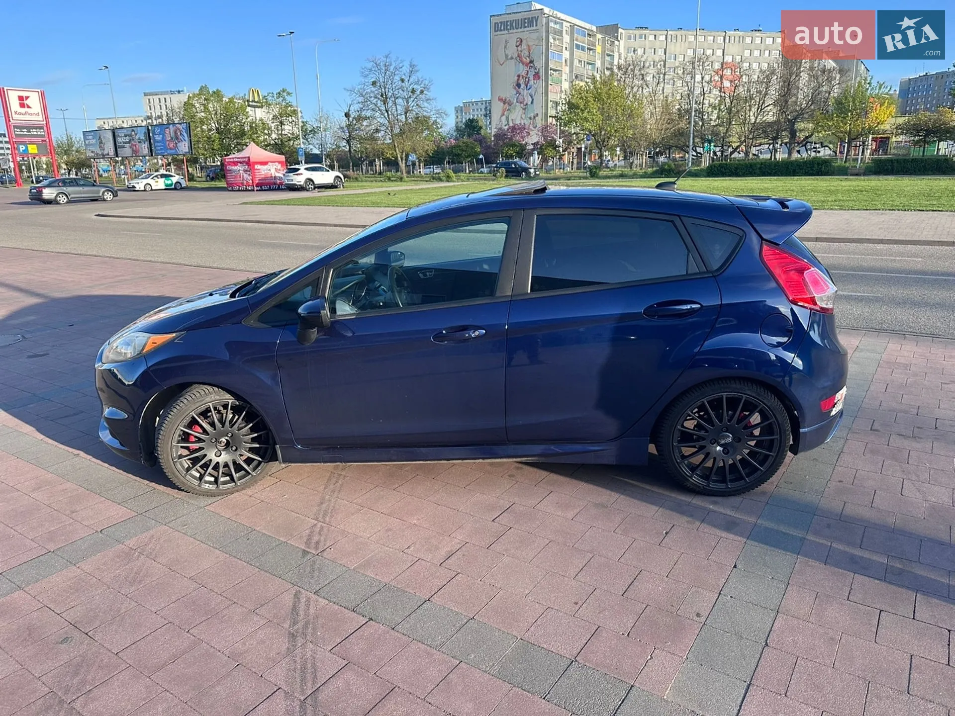 2015 Ford Fiesta - мініатюра 8