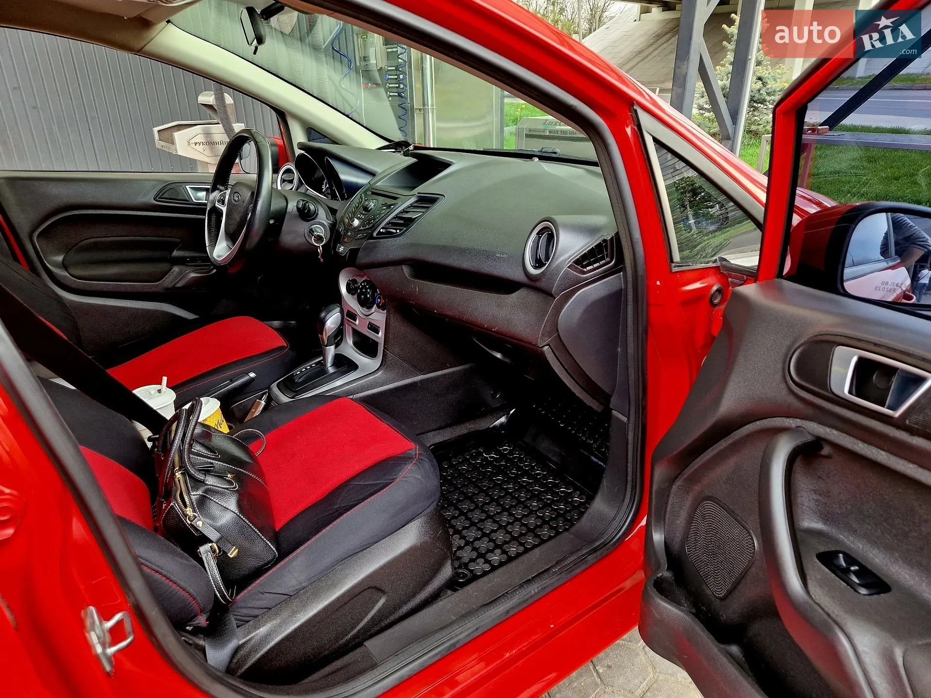 2014 Ford Fiesta - мініатюра 18