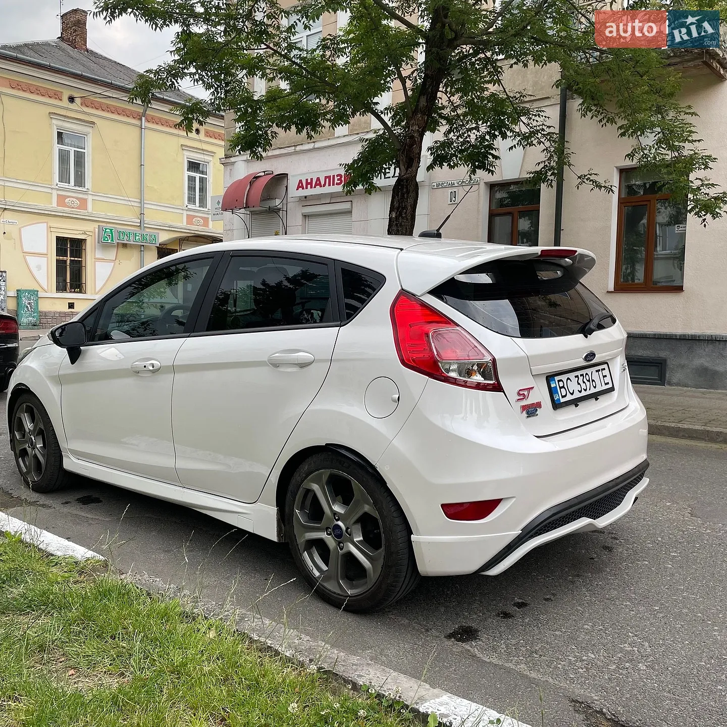 2016 Ford Fiesta - мініатюра 3