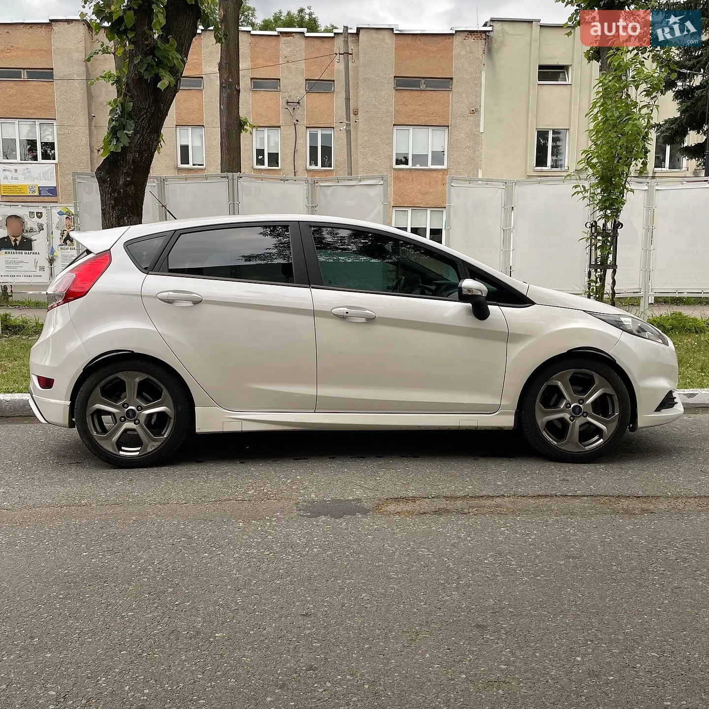 2016 Ford Fiesta - мініатюра 5