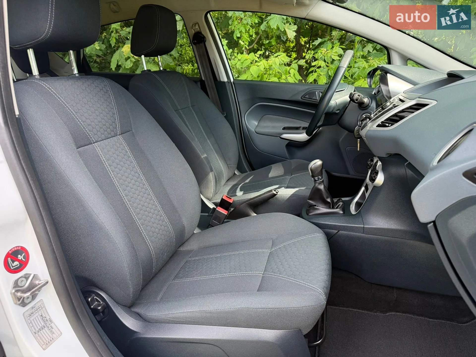 2011 Ford Fiesta - мініатюра 19