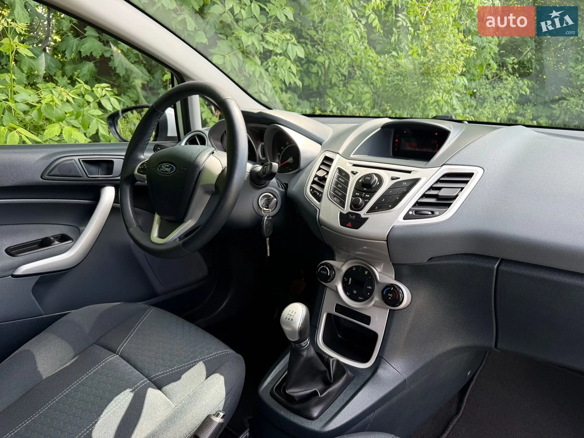2011 Ford Fiesta - мініатюра 21