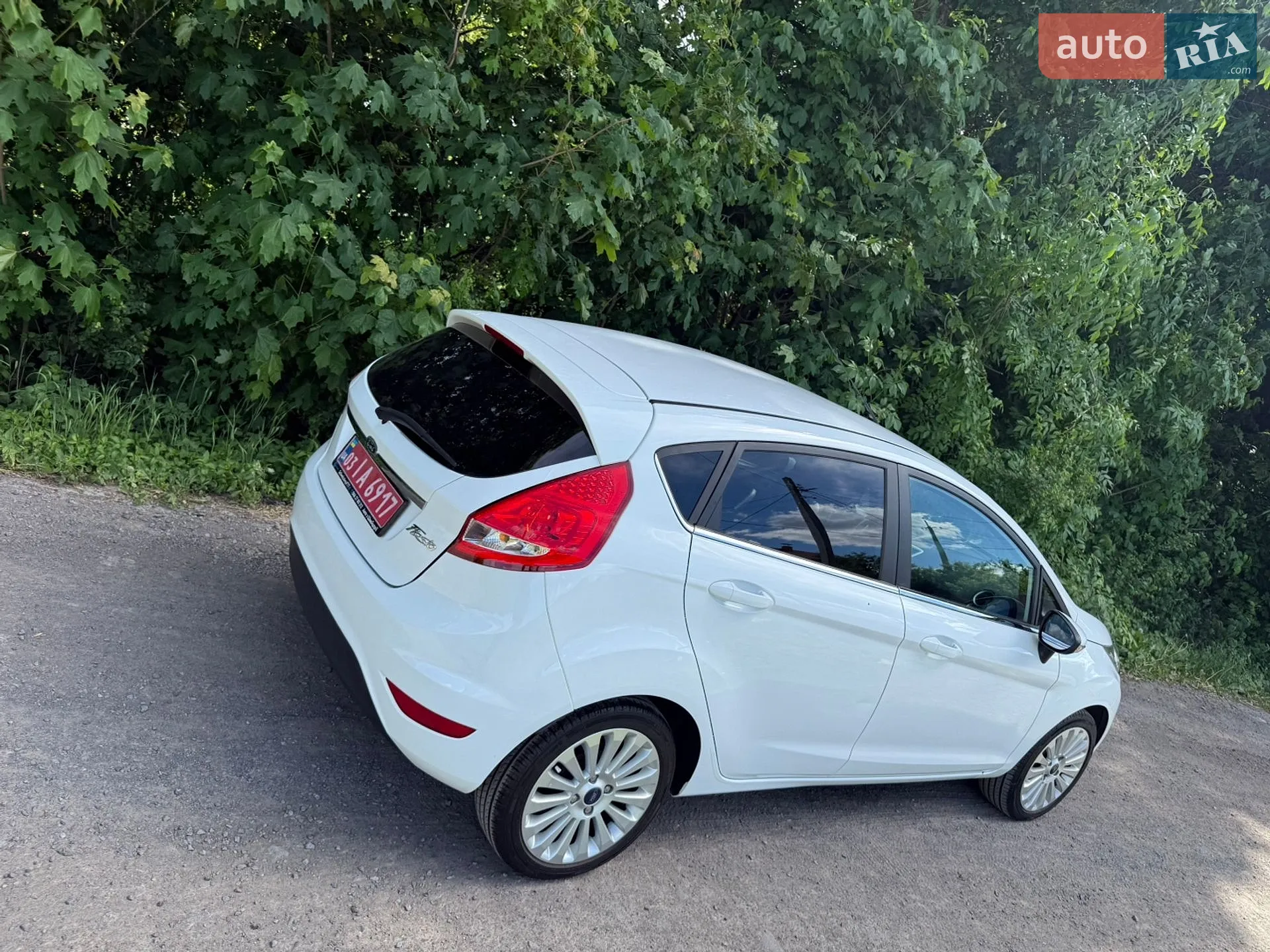 2011 Ford Fiesta - мініатюра 35