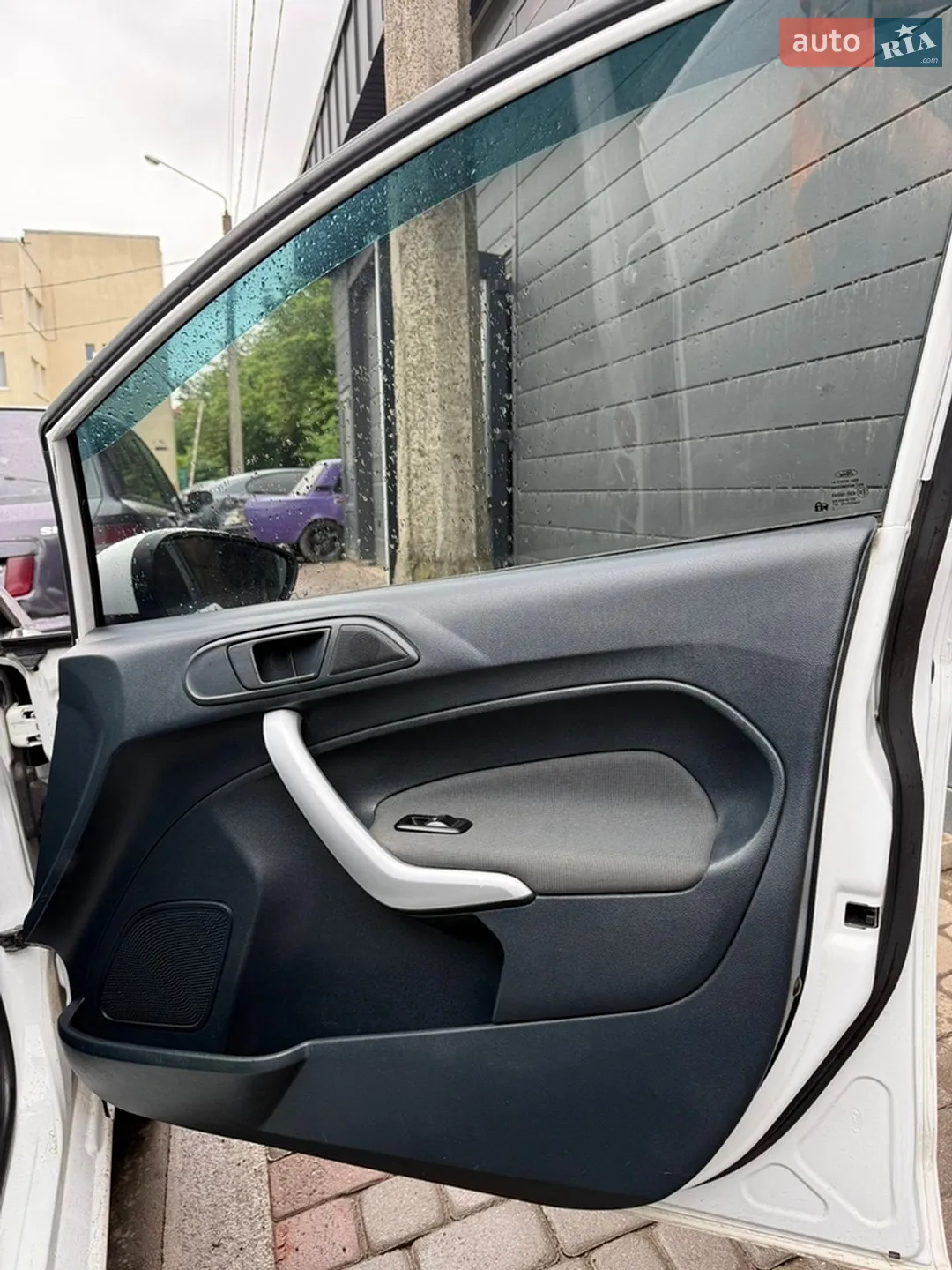 2012 Ford Fiesta - мініатюра 7
