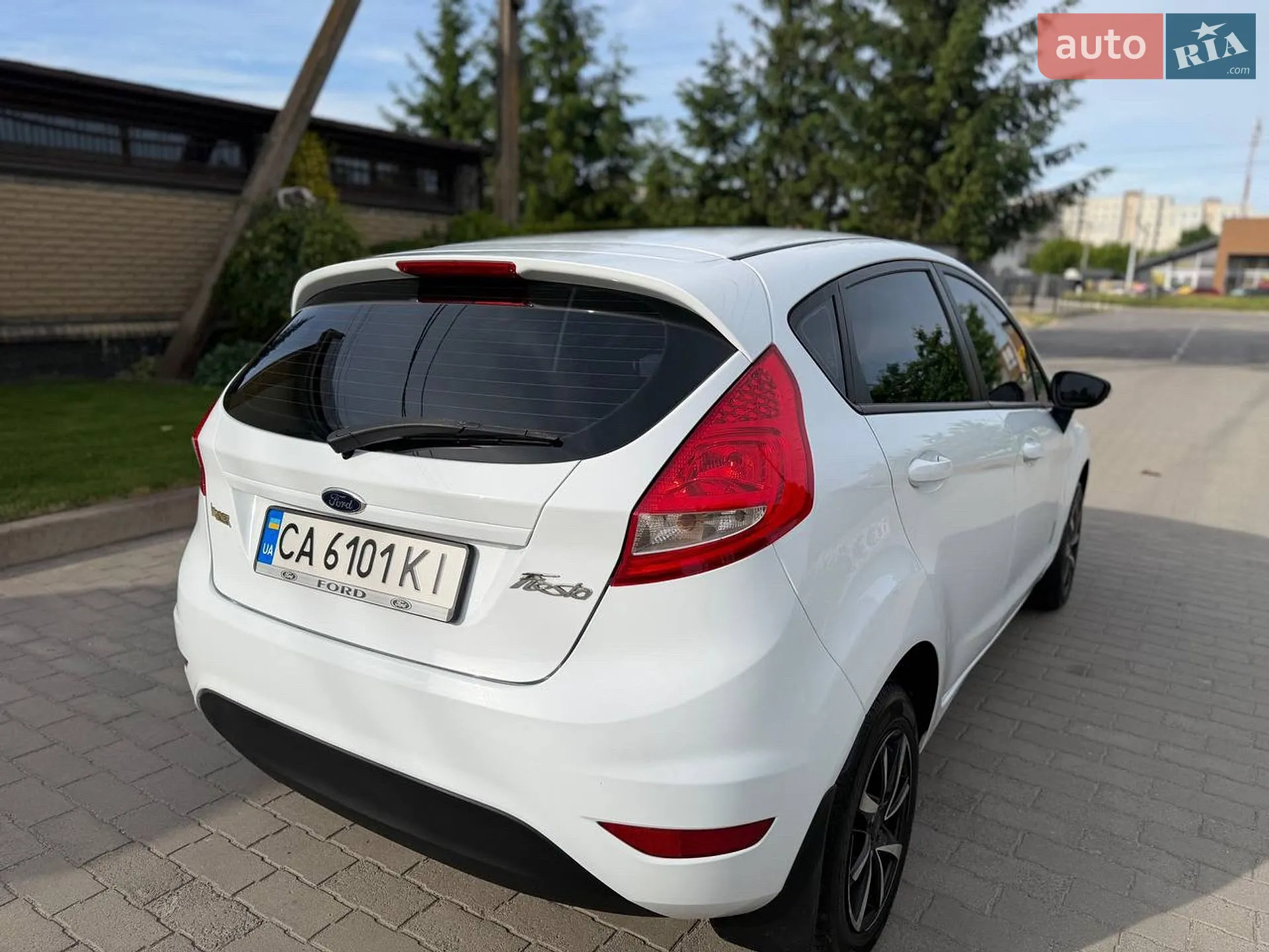 2012 Ford Fiesta - мініатюра 17