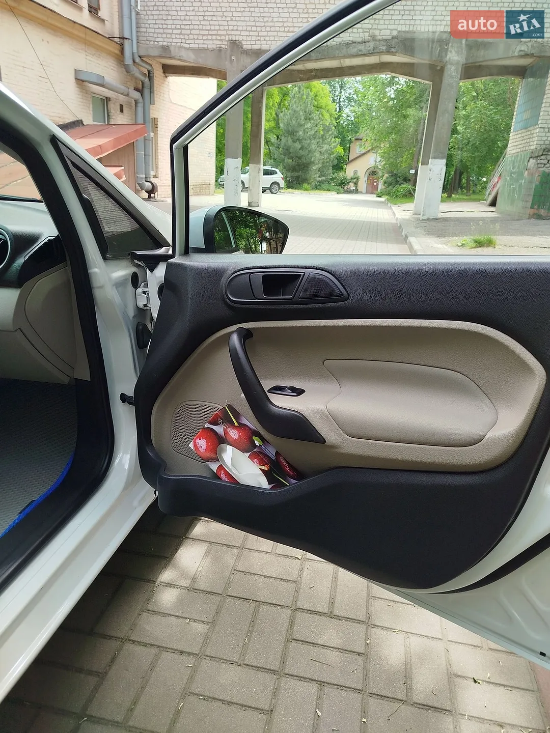 2017 Ford Fiesta - мініатюра 9
