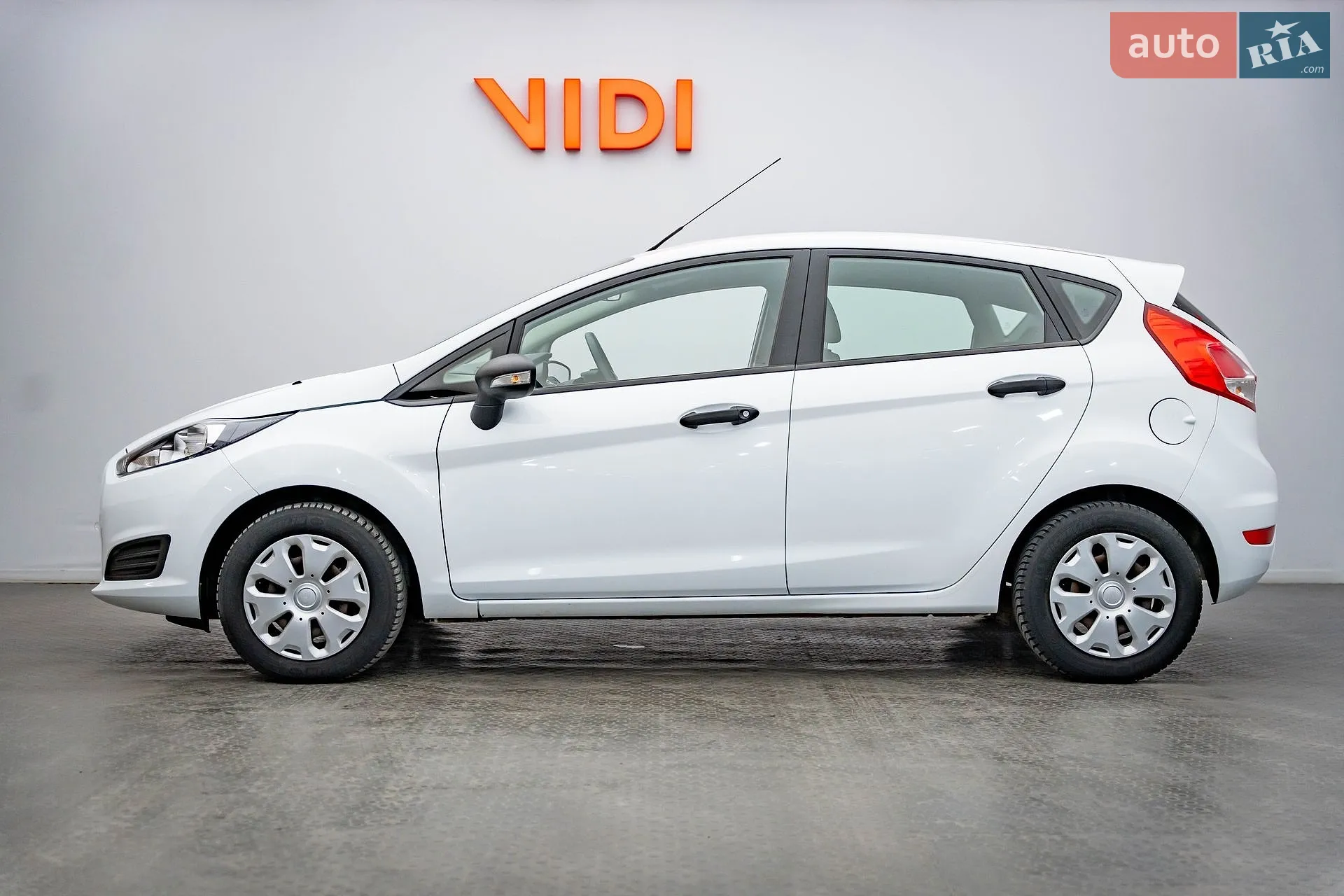 2013 Ford Fiesta - мініатюра 3