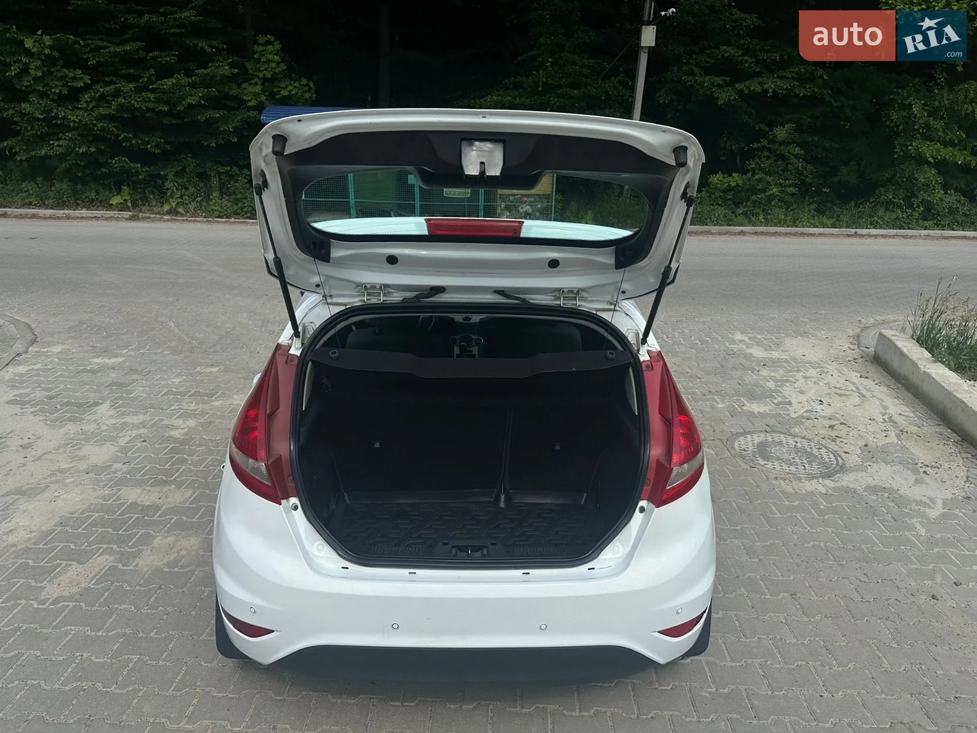 2012 Ford Fiesta - мініатюра 5