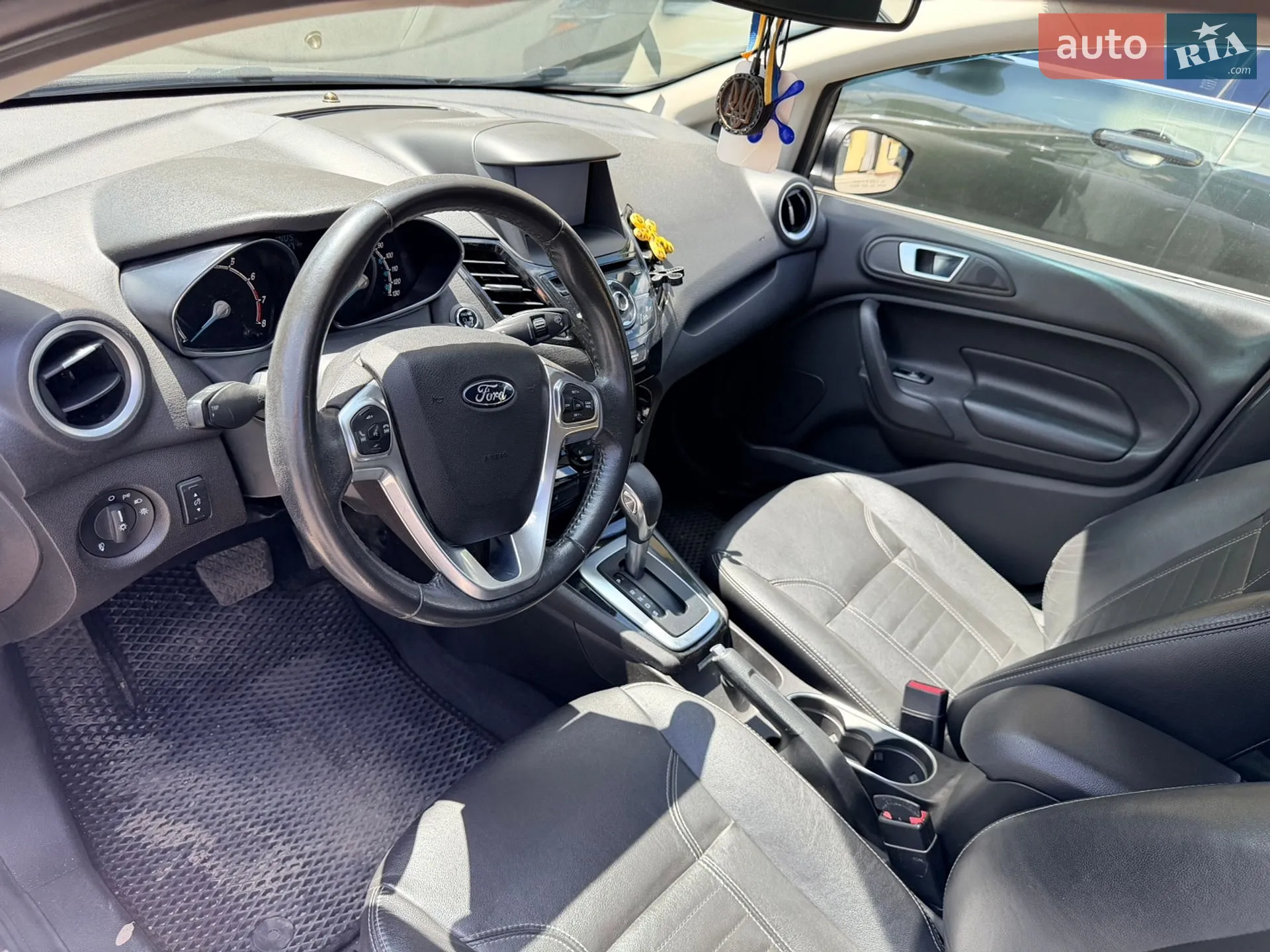 2013 Ford Fiesta - мініатюра 19