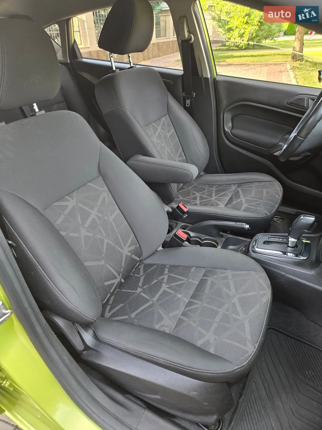 2012 Ford Fiesta - мініатюра 19