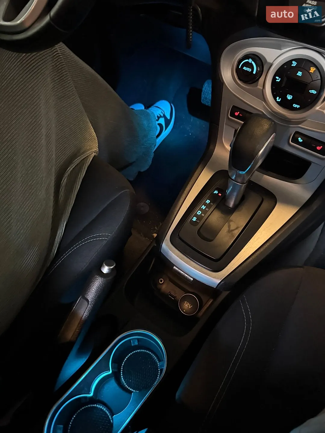 2014 Ford Fiesta - мініатюра 14