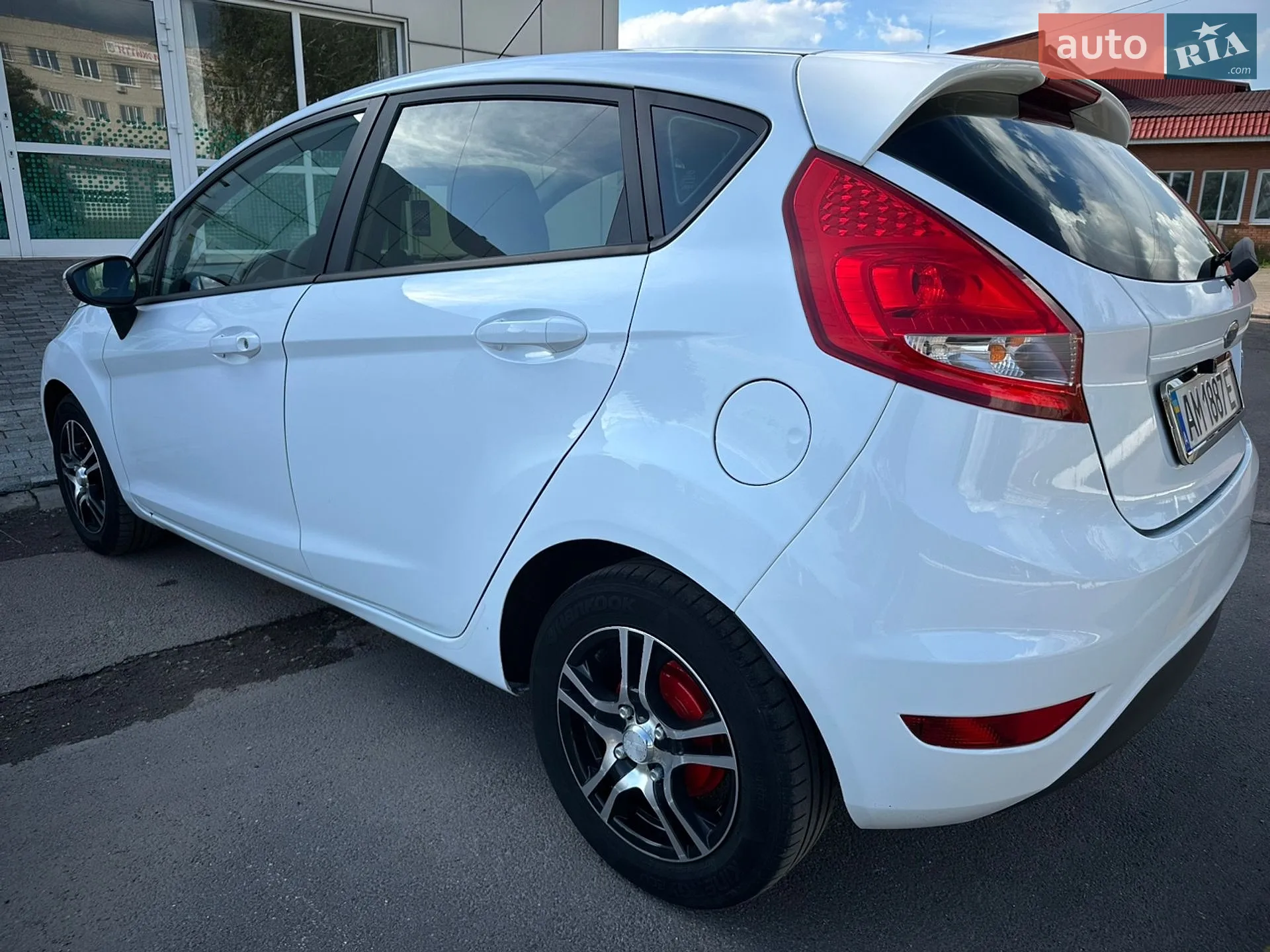 2010 Ford Fiesta - мініатюра 9