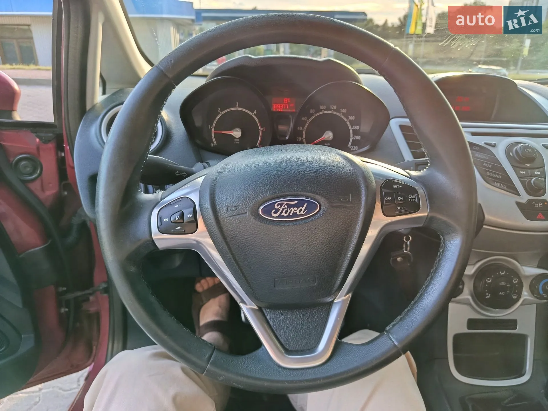 2012 Ford Fiesta - мініатюра 12