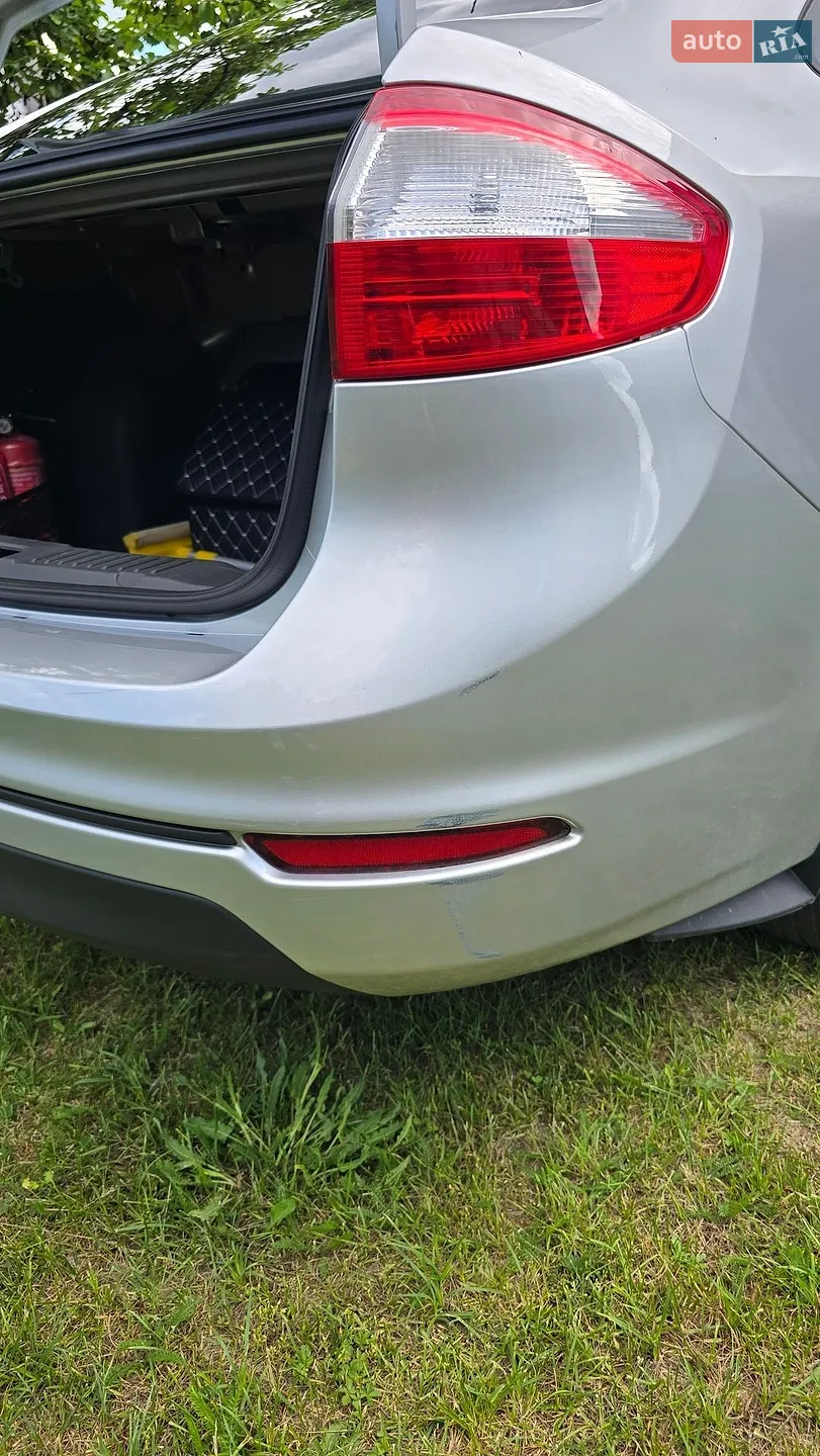 2017 Ford Fiesta - мініатюра 5