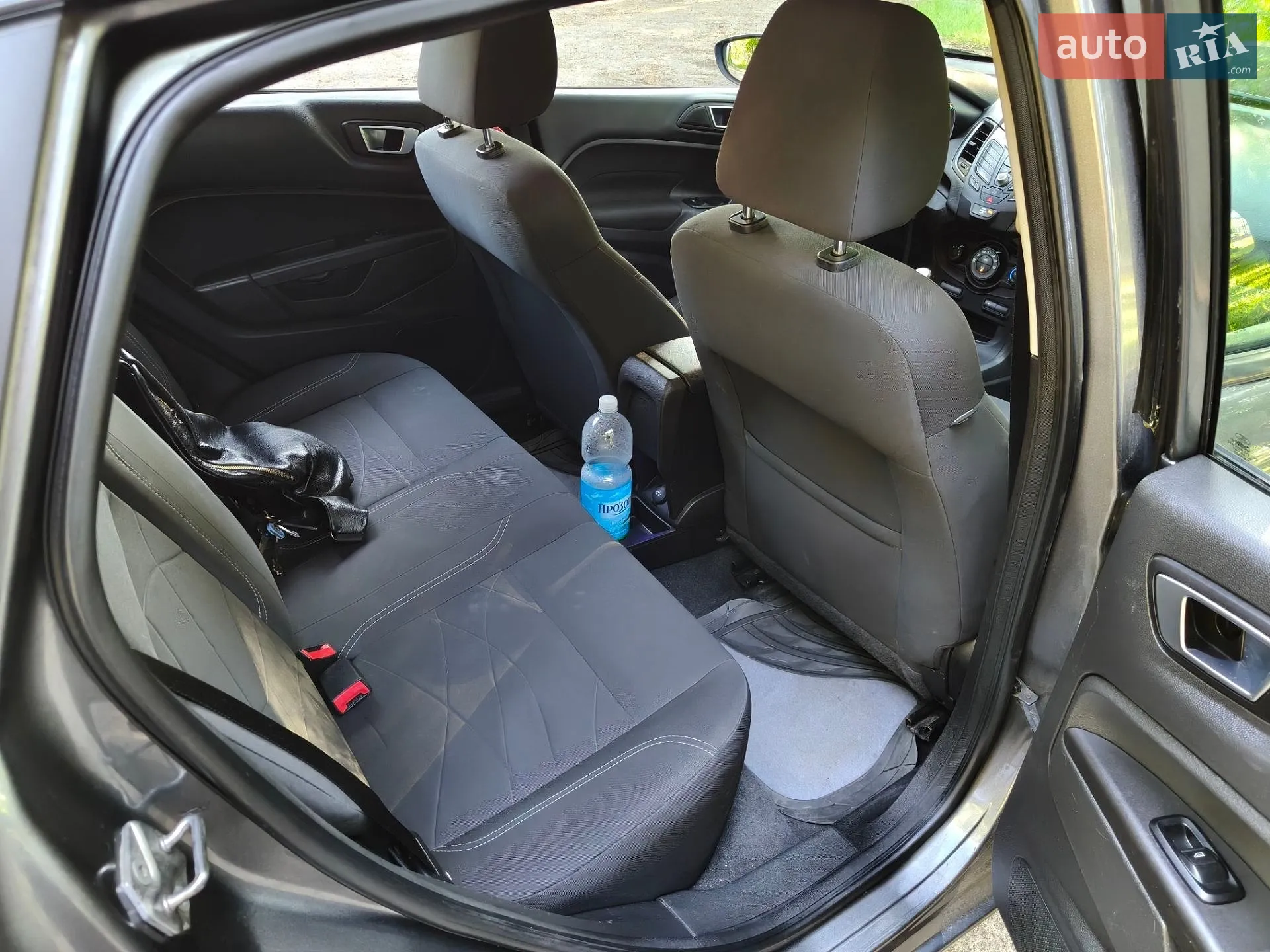 2014 Ford Fiesta - мініатюра 8