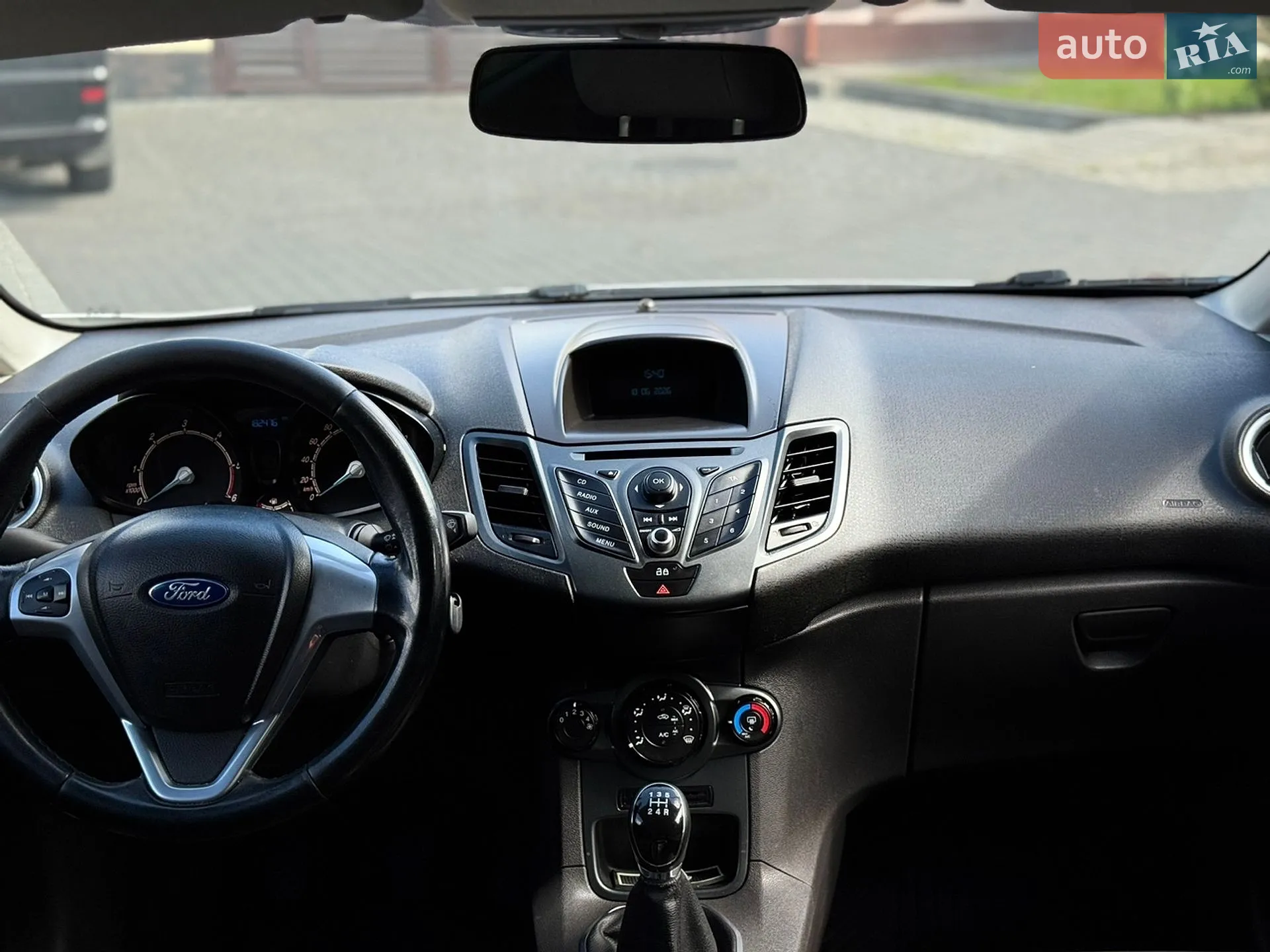 2013 Ford Fiesta - мініатюра 10