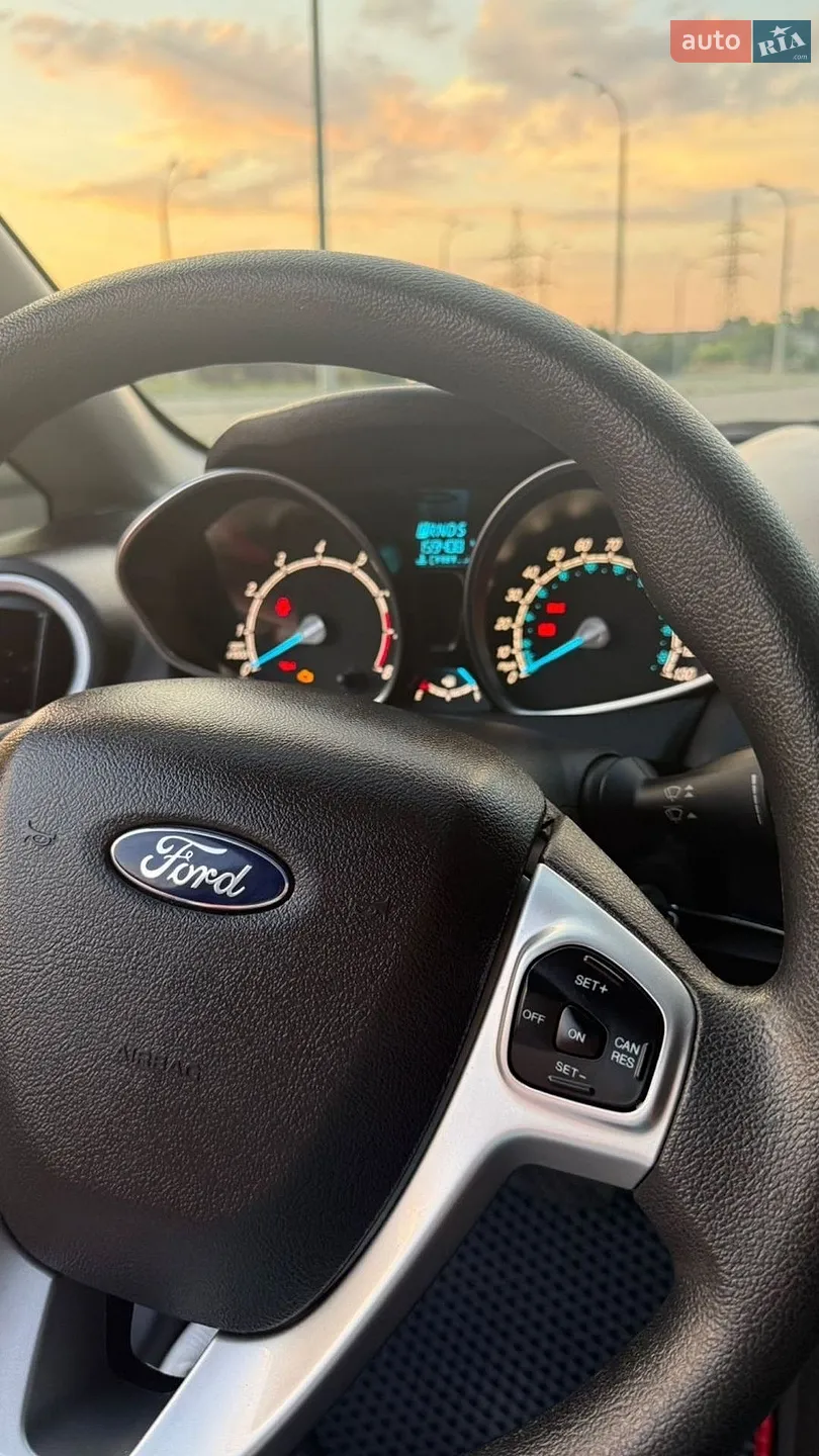 2018 Ford Fiesta - мініатюра 18