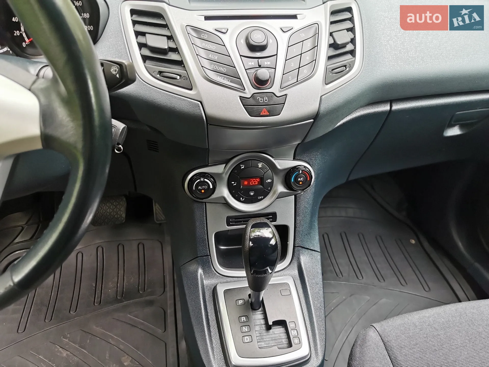 2011 Ford Fiesta - мініатюра 25