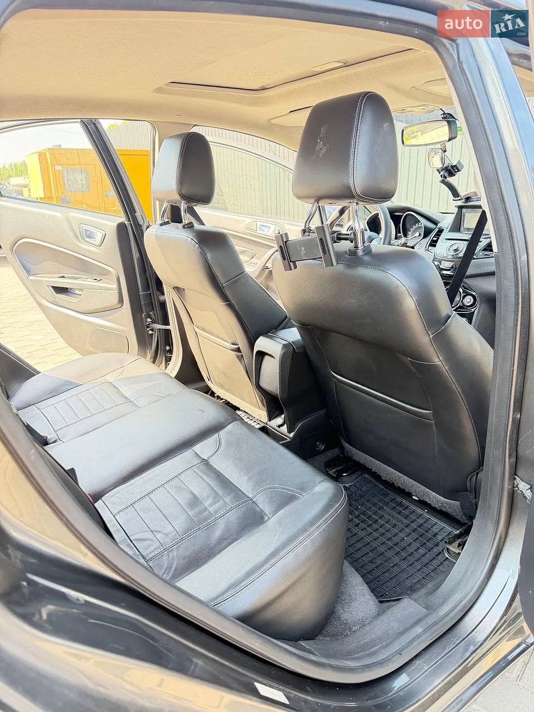 2015 Ford Fiesta - мініатюра 10
