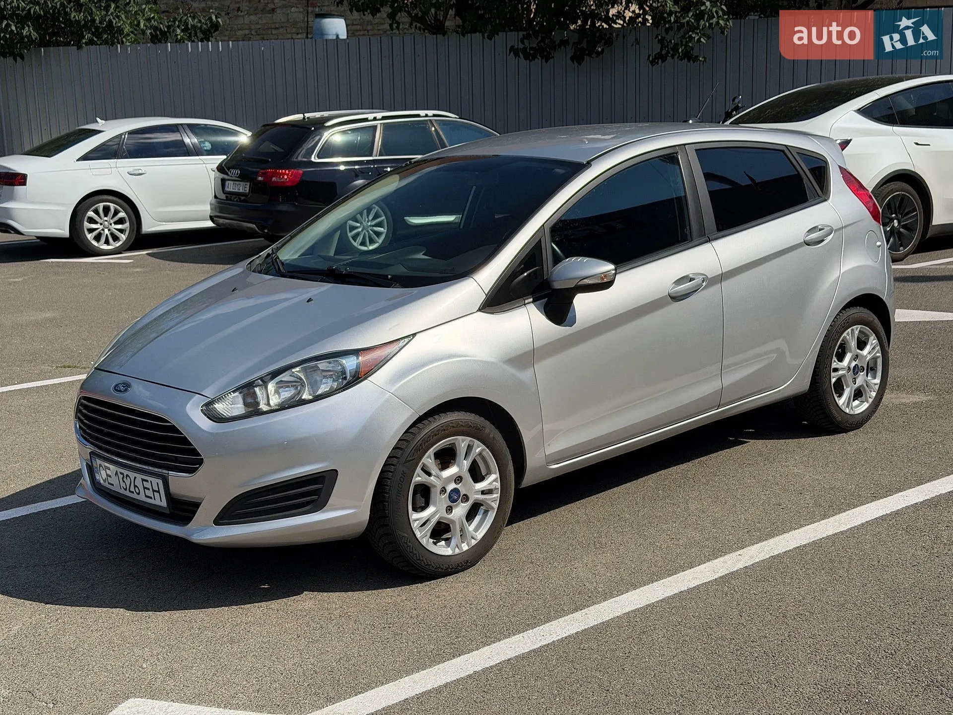 2015 Ford Fiesta - фото 1