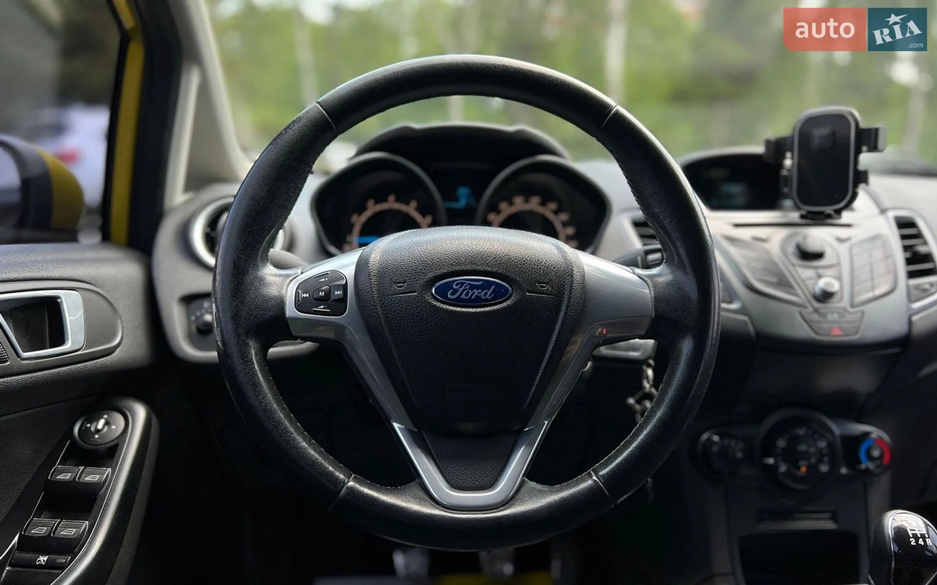 2013 Ford Fiesta - мініатюра 11