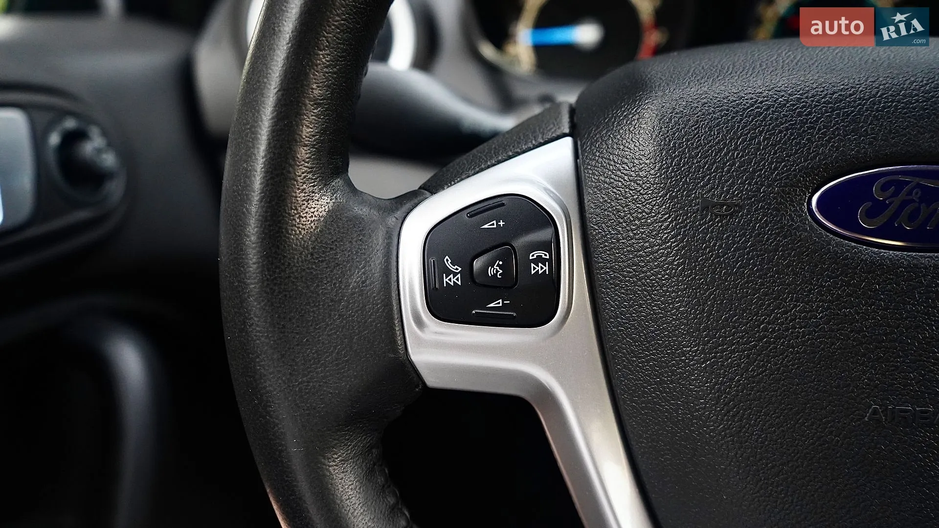 2013 Ford Fiesta - мініатюра 32
