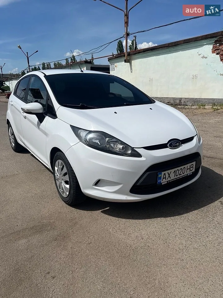 2013 Ford Fiesta - мініатюра 10