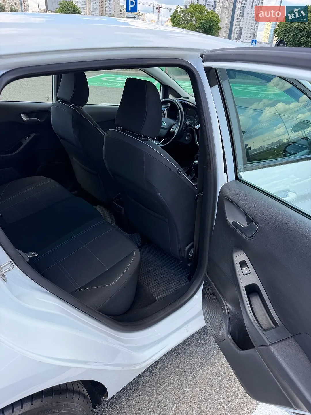 2018 Ford Fiesta - мініатюра 13