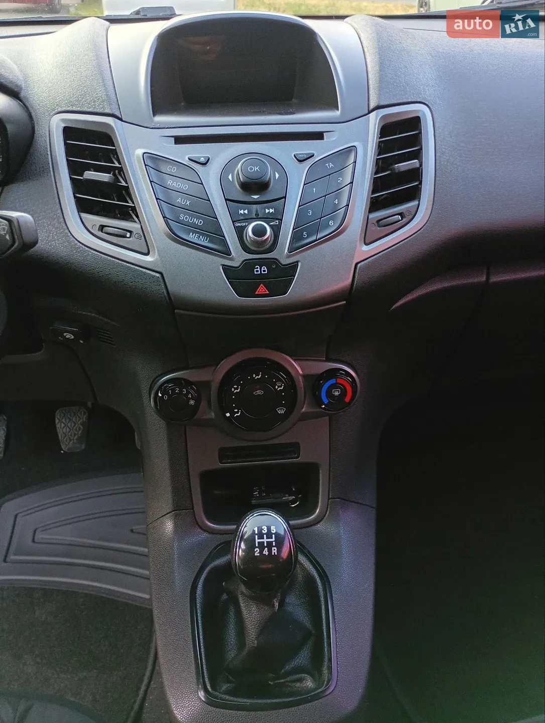 2013 Ford Fiesta - мініатюра 16