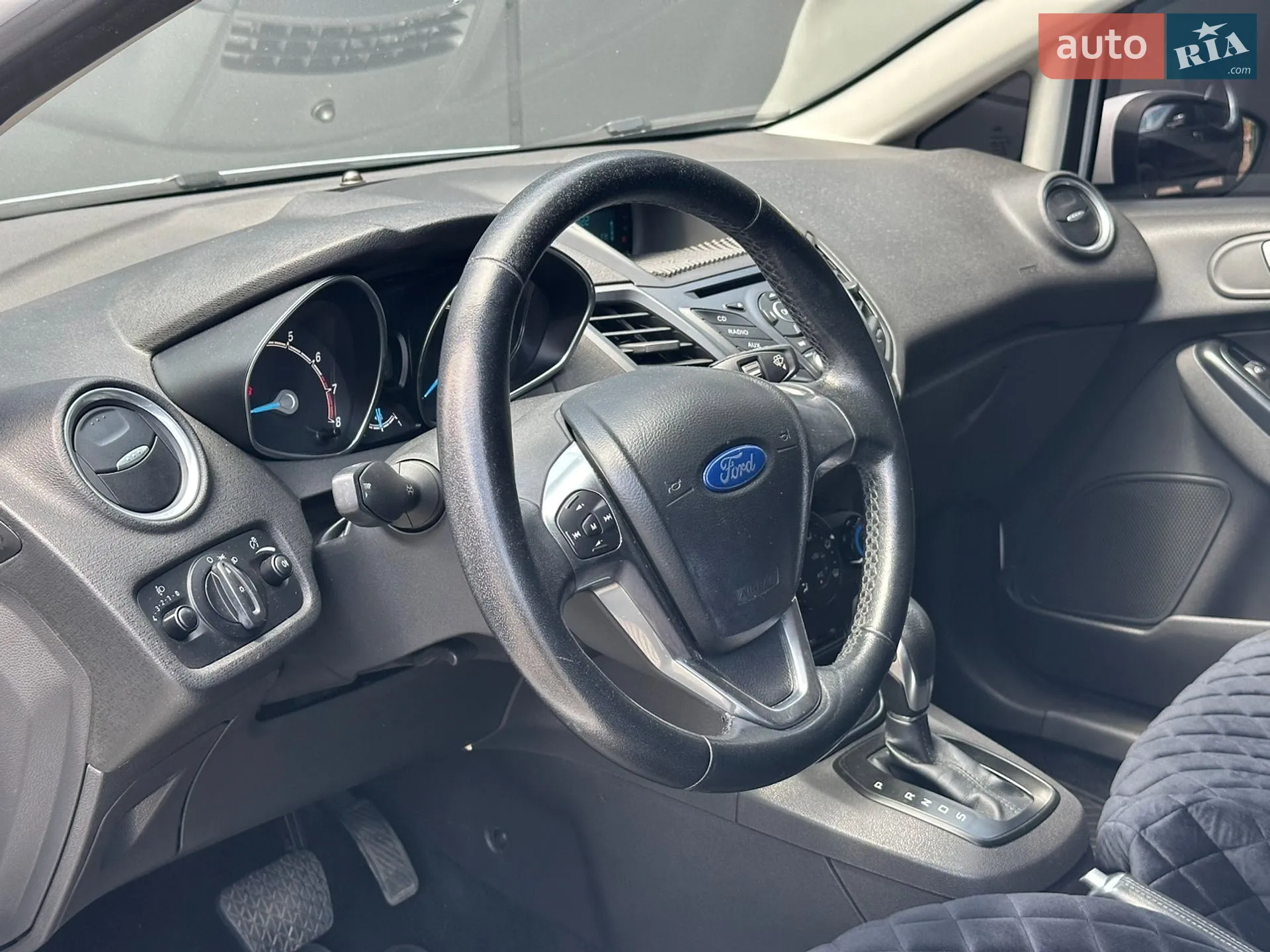 2015 Ford Fiesta - мініатюра 14