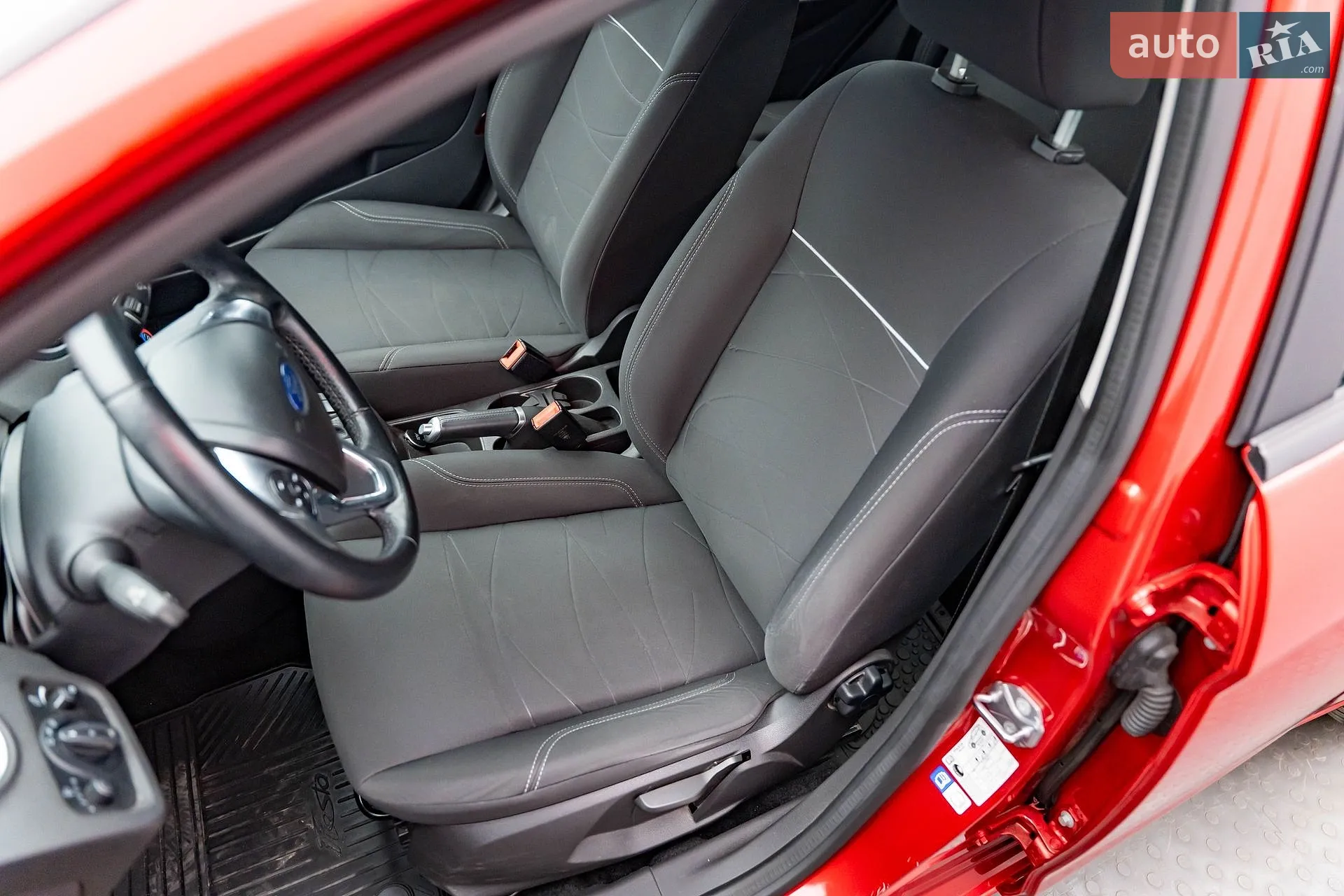 2016 Ford Fiesta - мініатюра 9