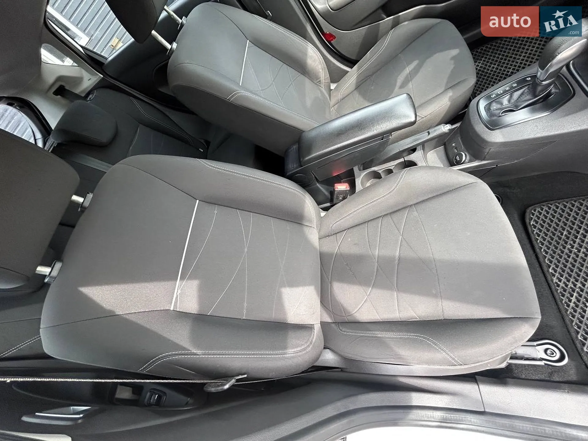2014 Ford Fiesta - мініатюра 32