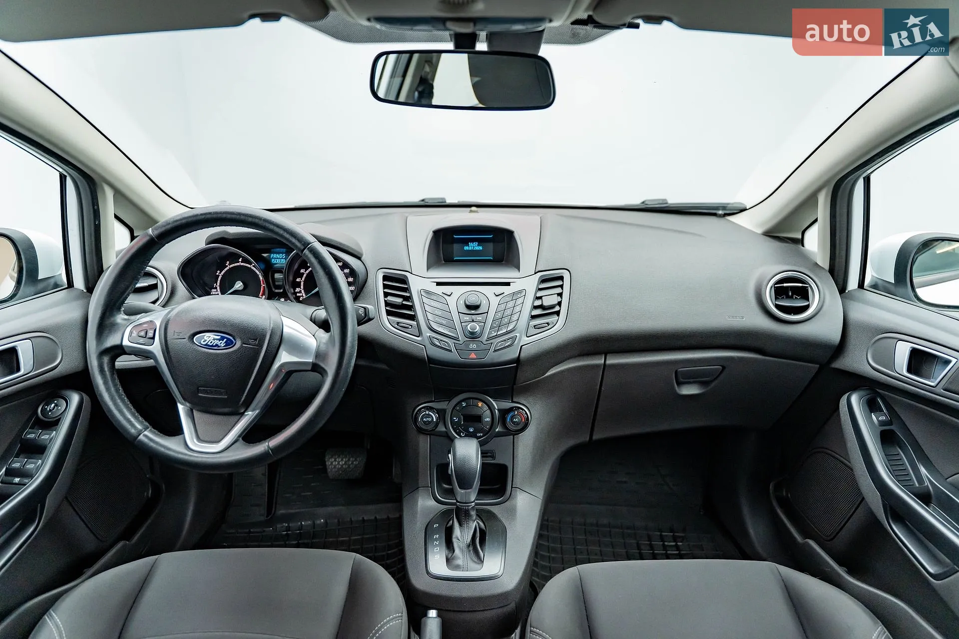2013 Ford Fiesta - мініатюра 10