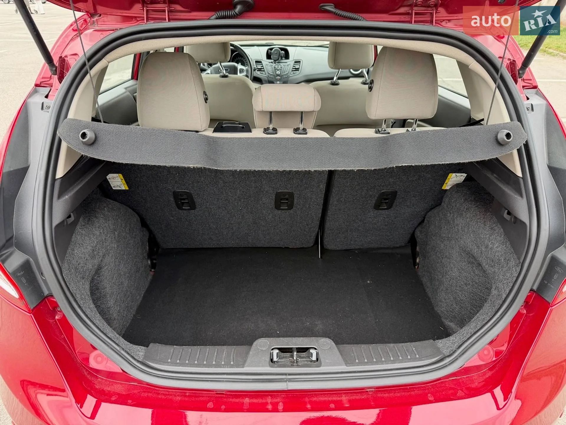 2016 Ford Fiesta - мініатюра 11