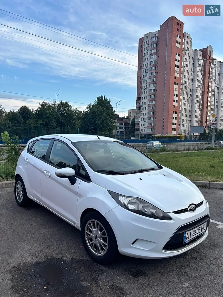2012 Ford Fiesta - мініатюра 9