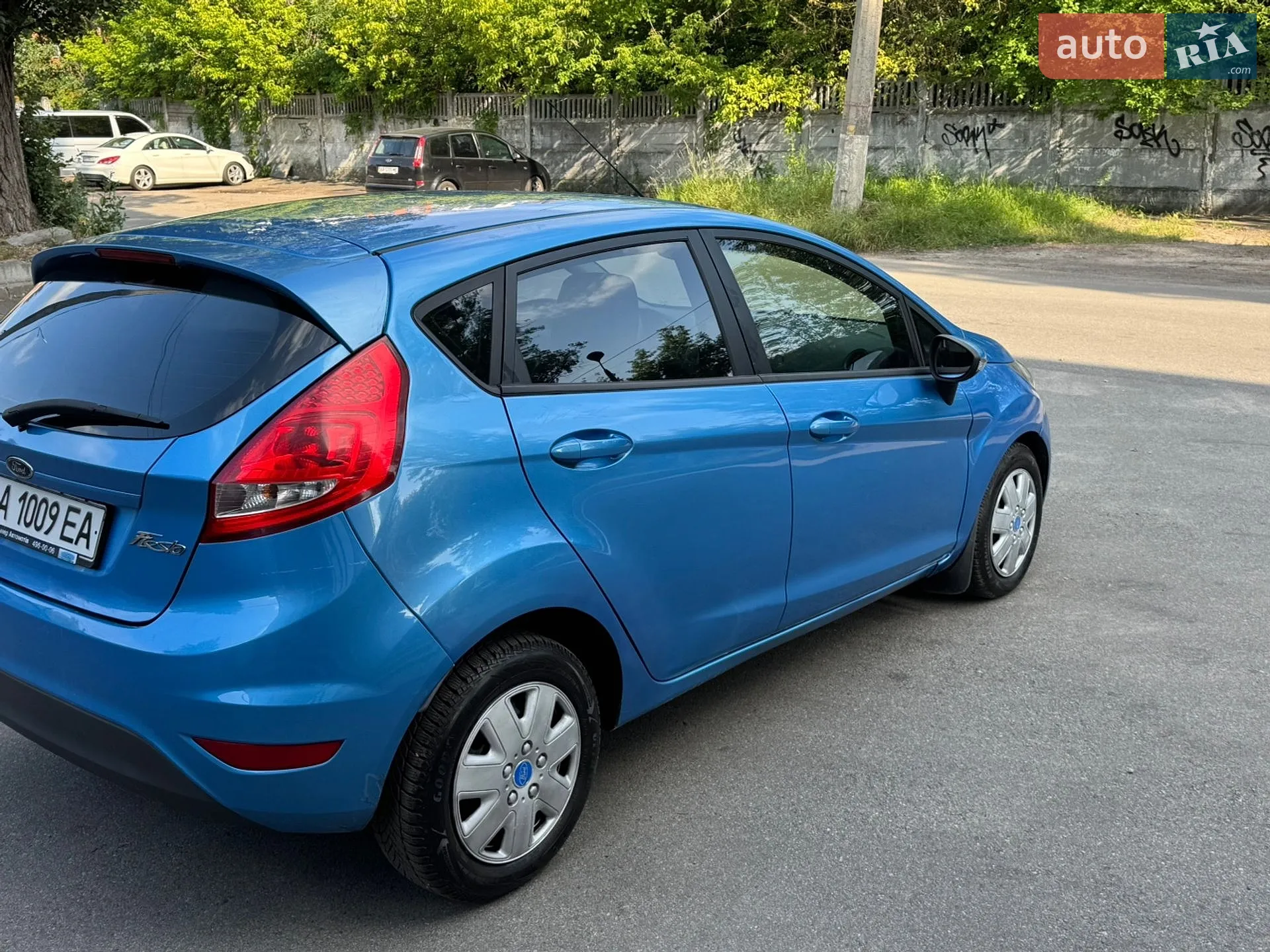 2010 Ford Fiesta - мініатюра 9