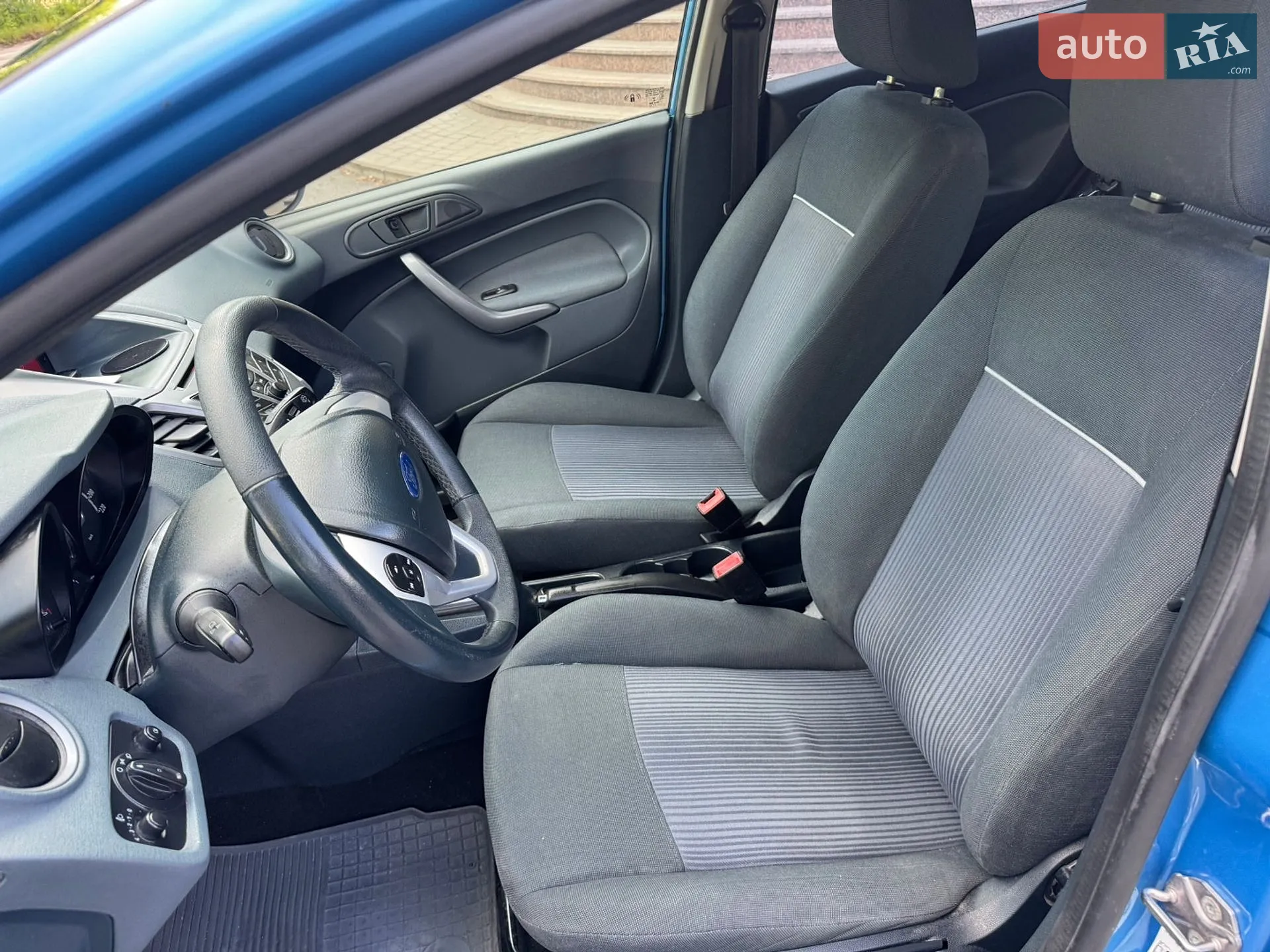 2010 Ford Fiesta - мініатюра 14