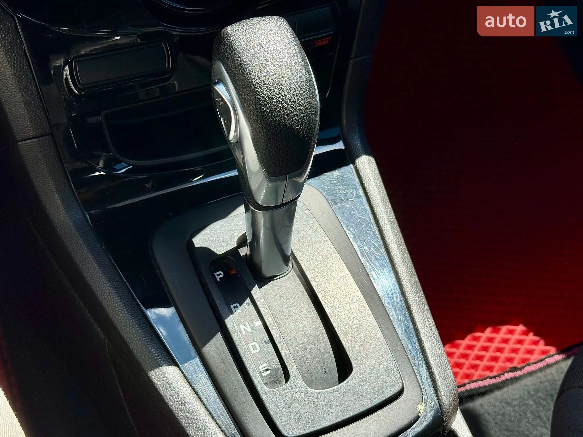 2019 Ford Fiesta - мініатюра 17