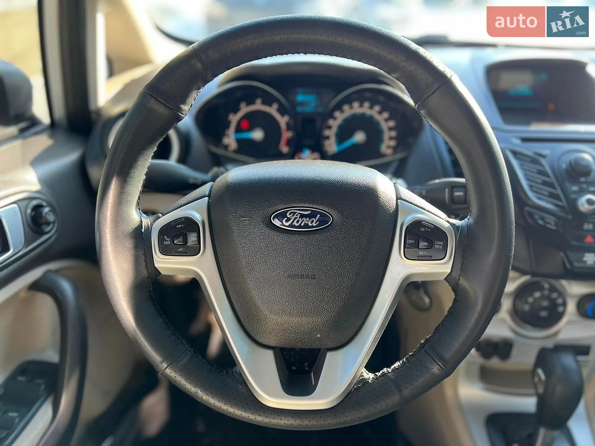 2014 Ford Fiesta - мініатюра 11