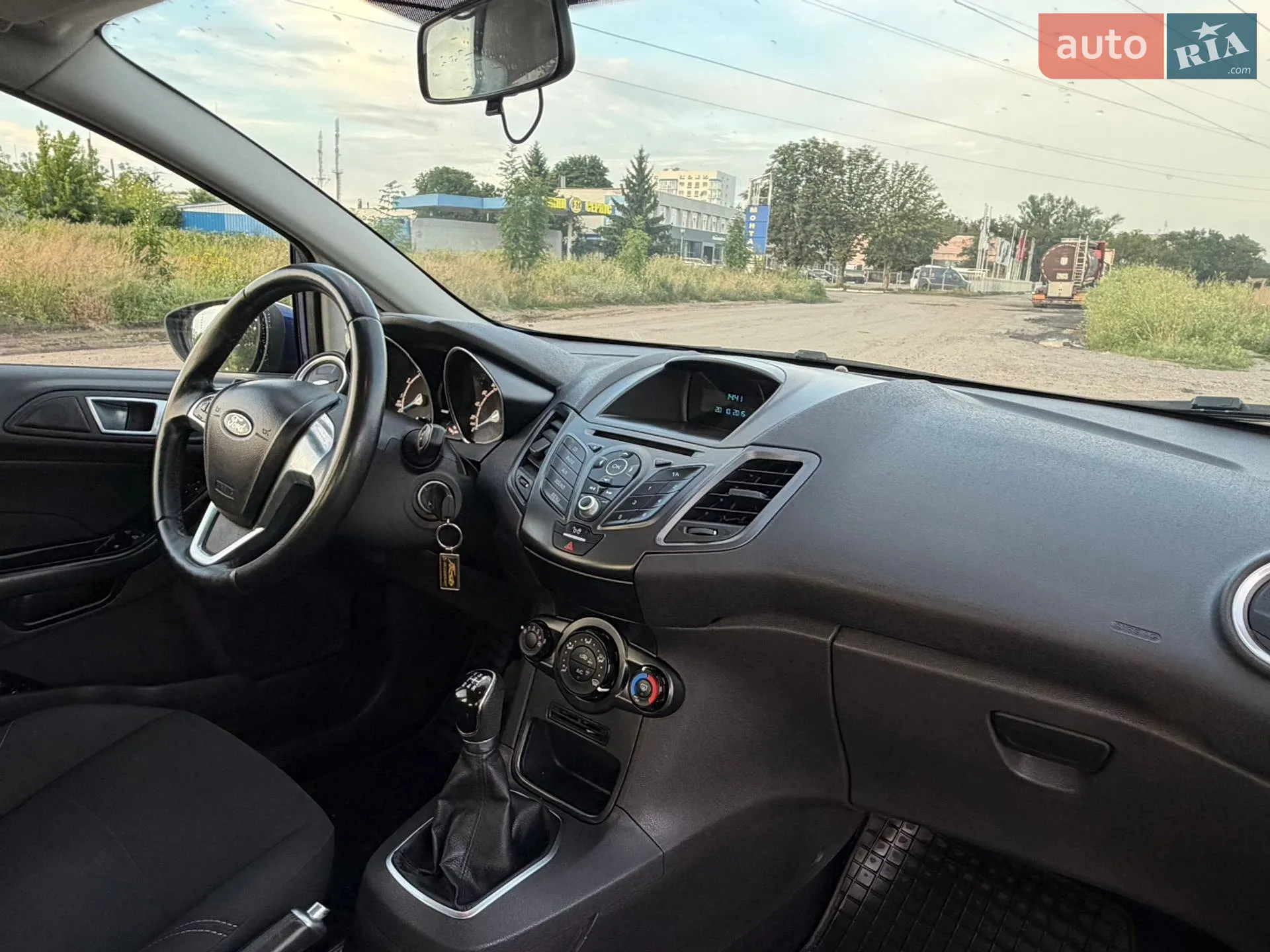 2015 Ford Fiesta - мініатюра 27