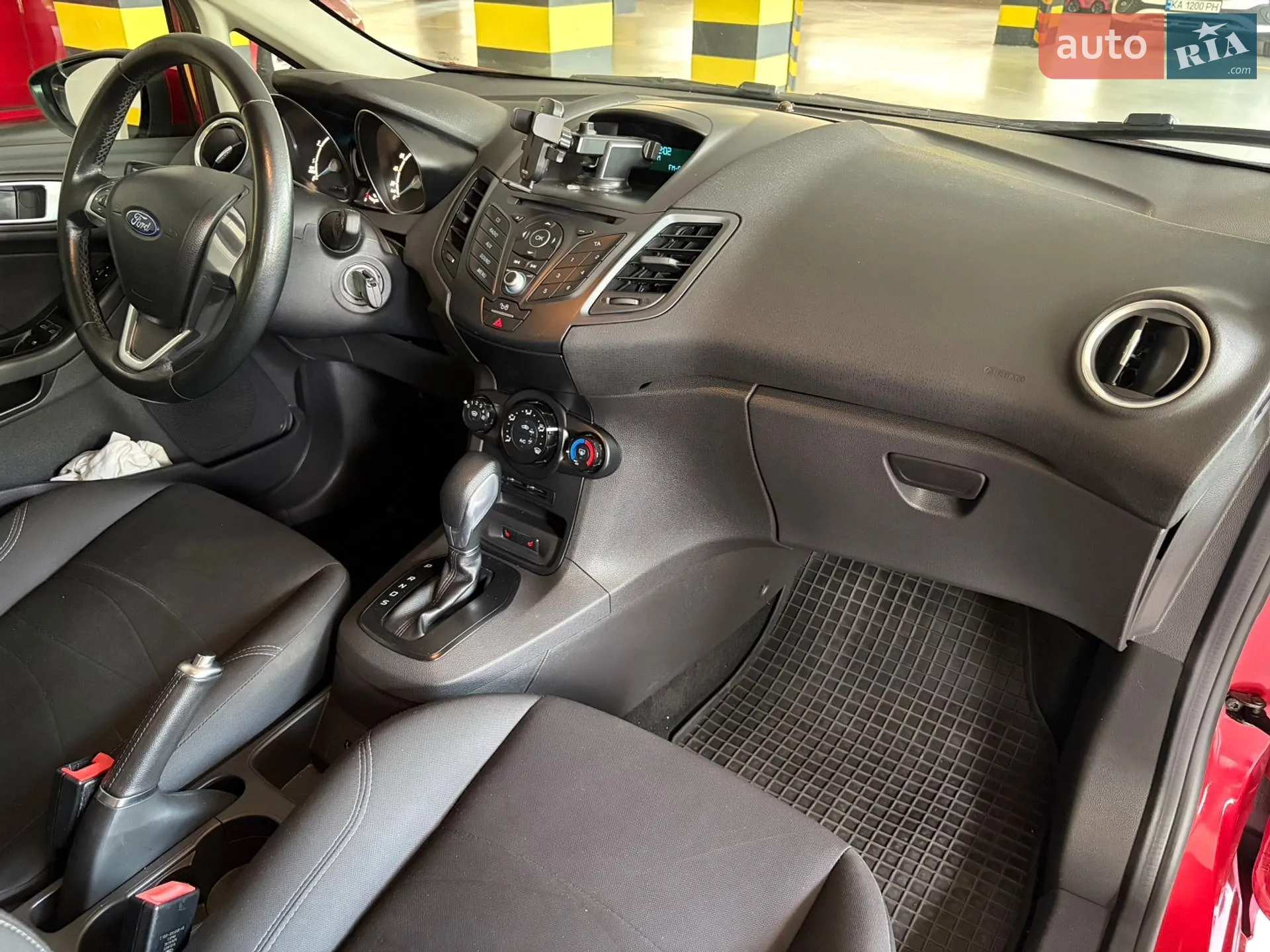 2016 Ford Fiesta - мініатюра 23