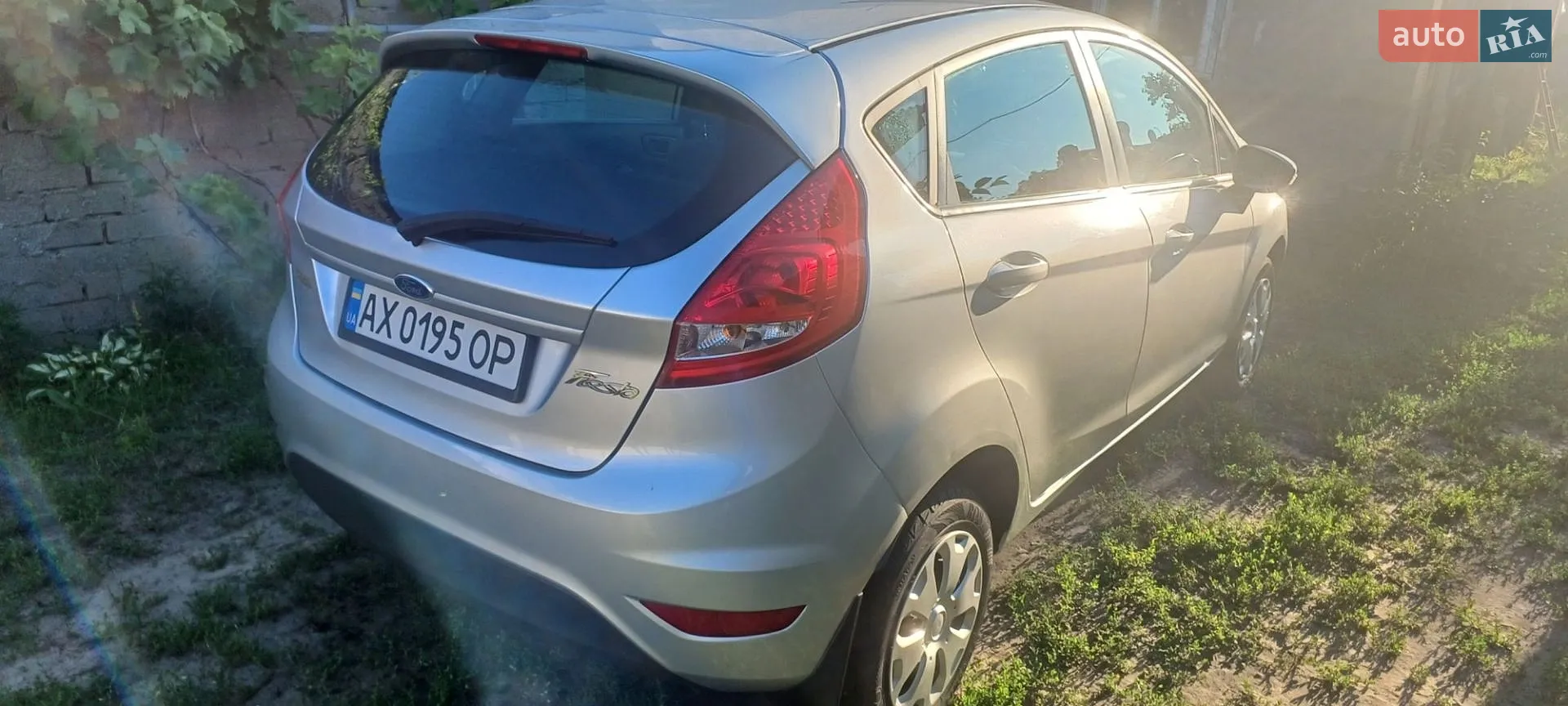 2012 Ford Fiesta - мініатюра 2