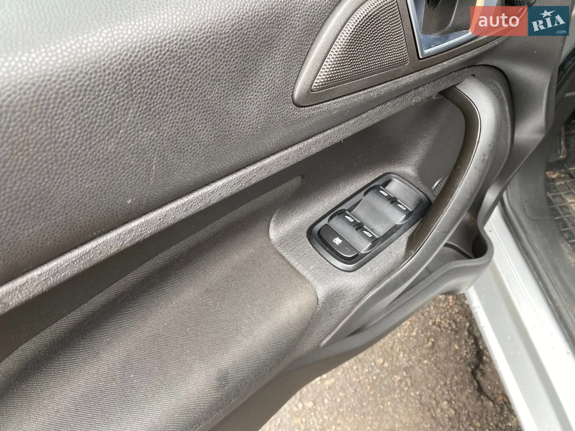2013 Ford Fiesta - мініатюра 8