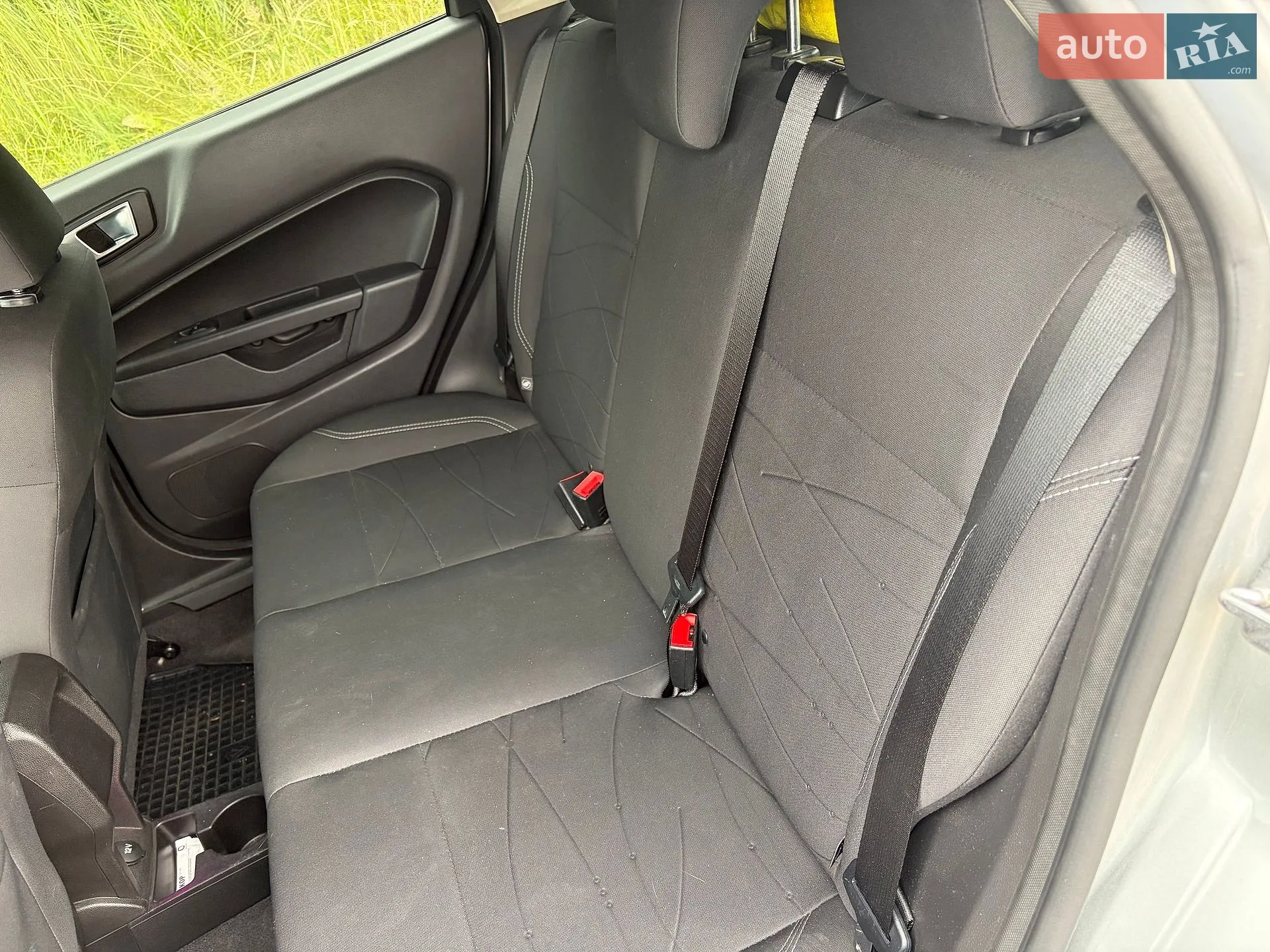 2015 Ford Fiesta - мініатюра 9